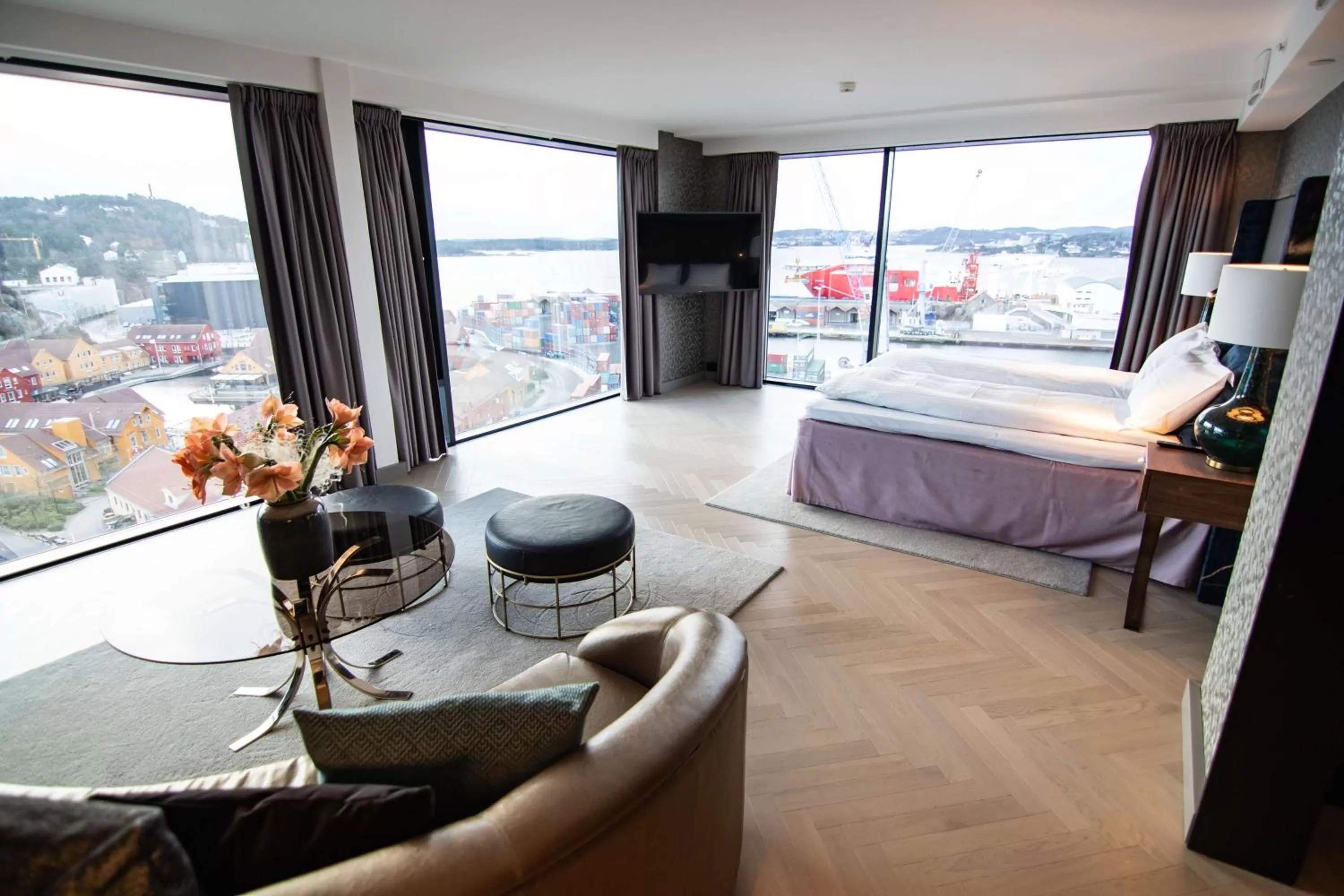 Photo of the whole room, Bed in Radisson Blu Caledonien Hotel, Kristiansand
