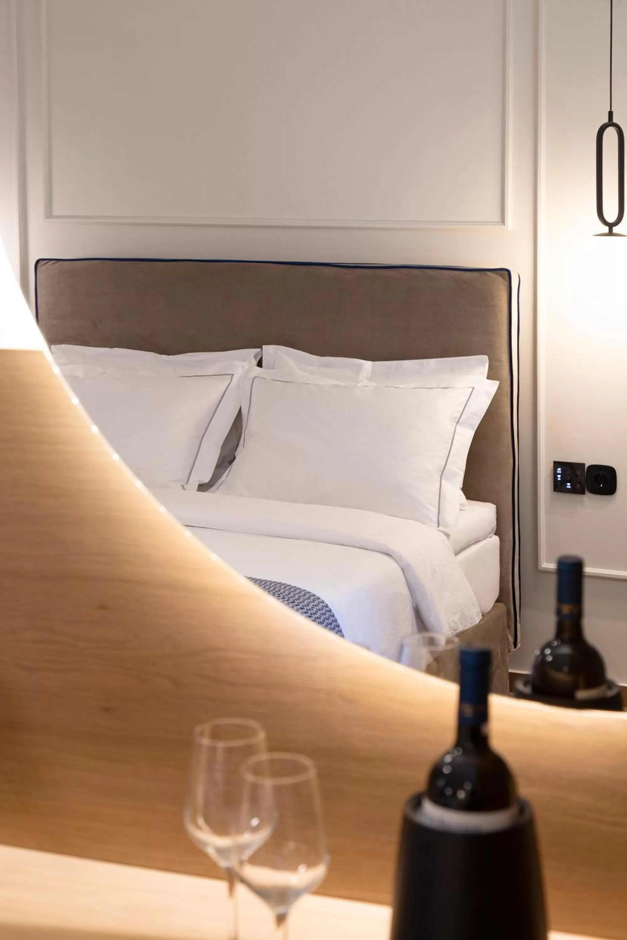 Decorative detail, Bed in 1910 Lifestyle Hotel