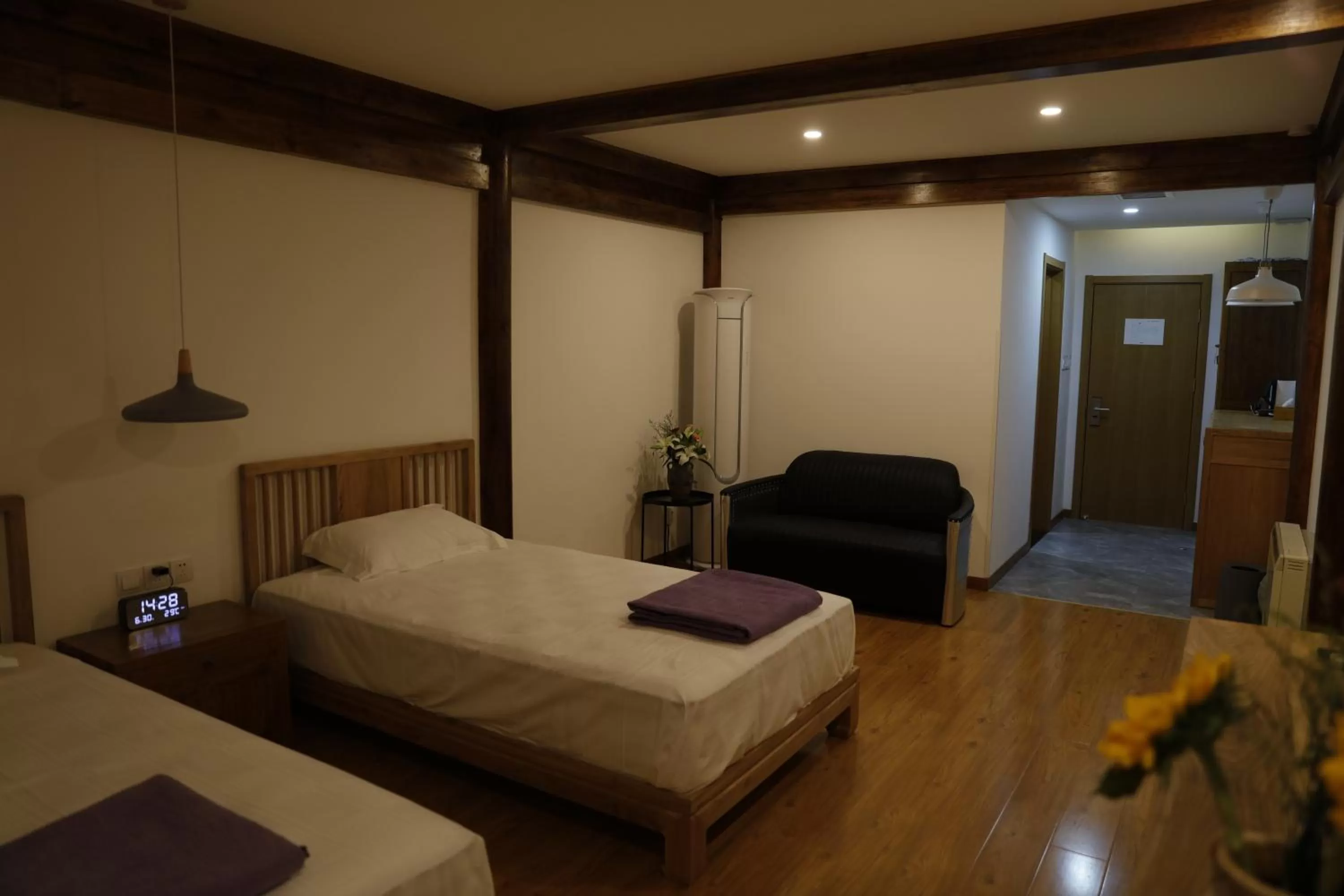 Bed in Beijing Downtown Travelotel