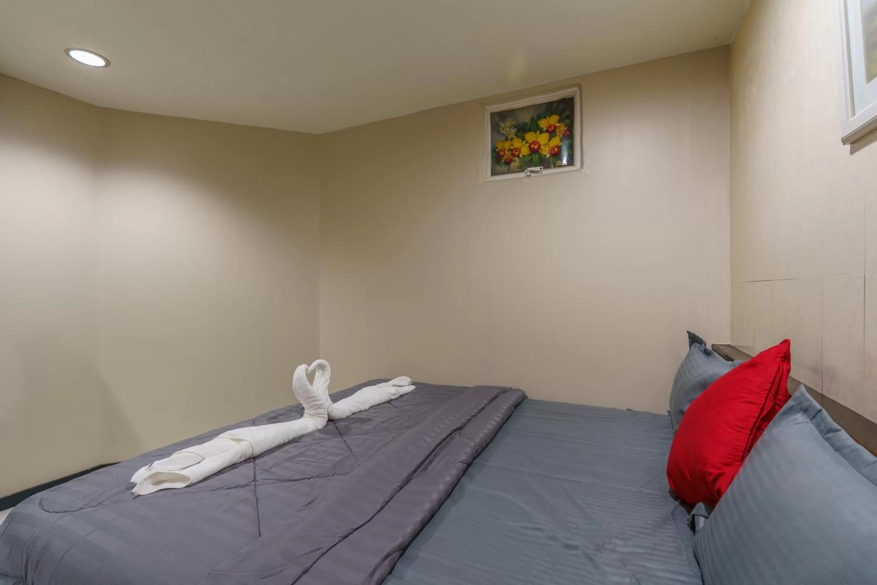 Bed in CheQinn Bed Sukhumvit 4 Nana Plaza