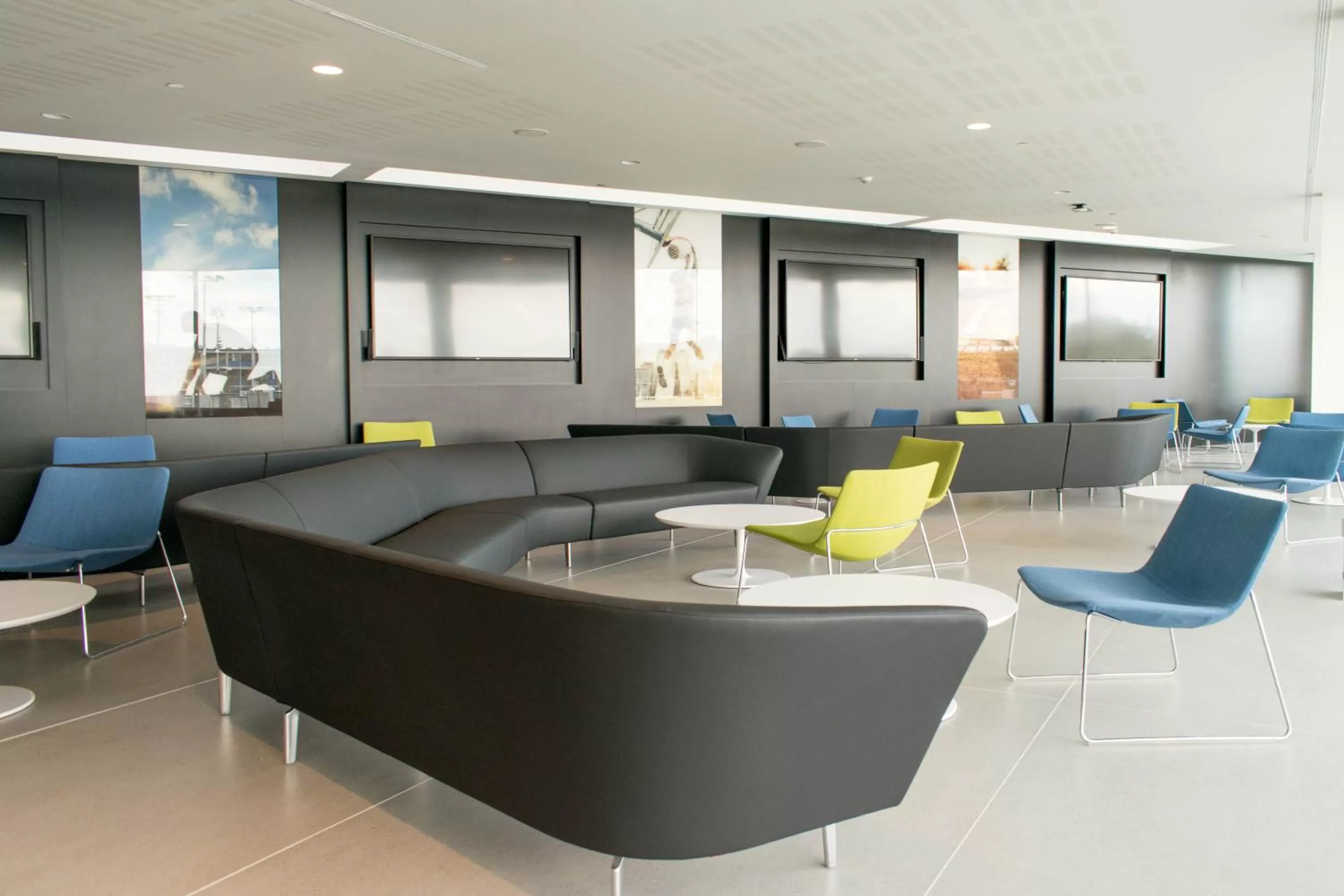 Communal lounge/ TV room in Rafa Nadal Residence