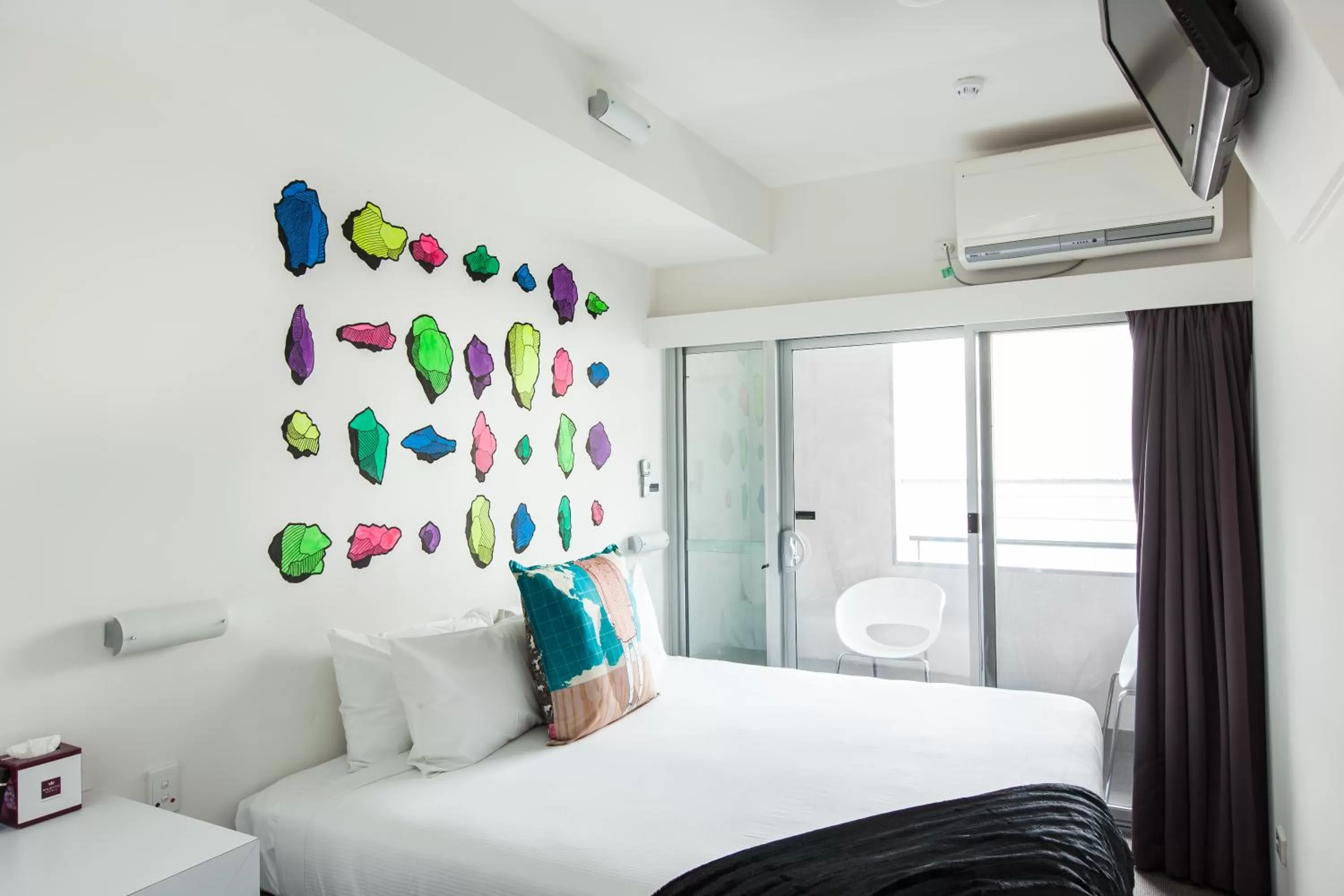 Bed in Majestic Minima Hotel