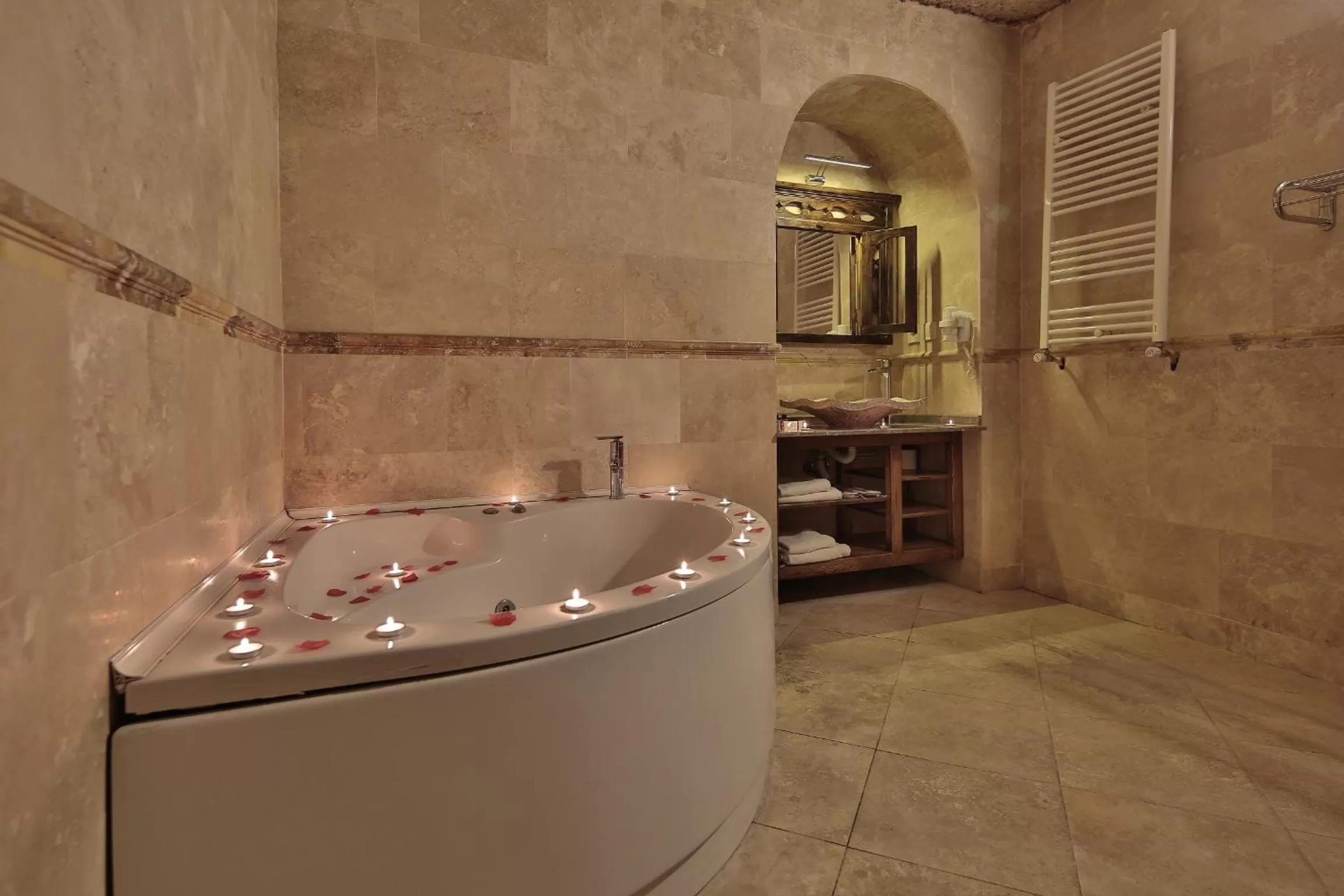 Other in Shoestring Cave House