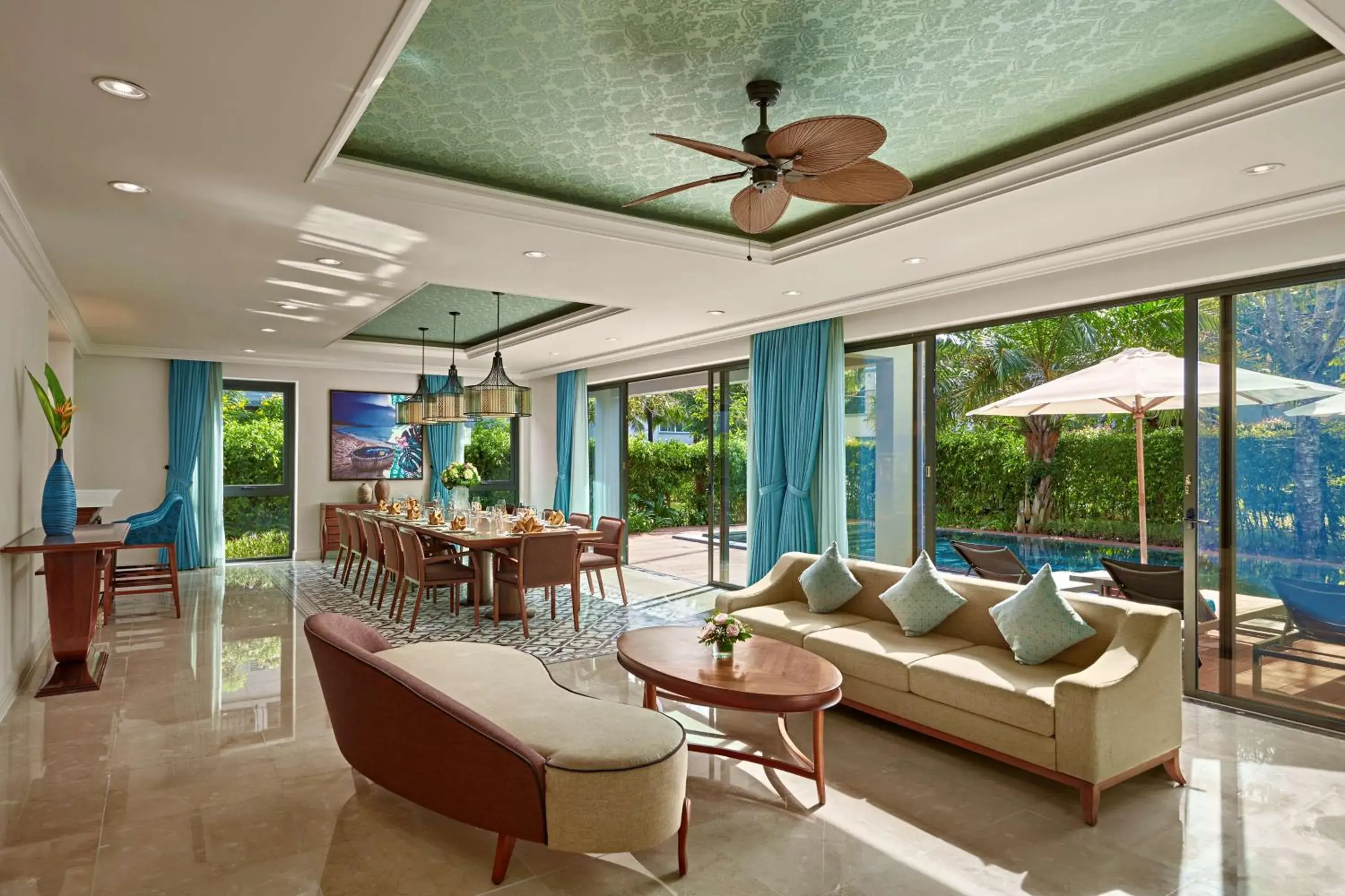 Five-Bedroom Presidential Villa with Three King Beds and Four Single Beds - Balcony/Private Pool in Best Western Premier Sonasea Villas Phu Quoc Five-Bedroom Presidential Villa with Three King Beds and Four Single Beds - Balcony/Private Pool in Best Western Premier Sonasea Villas Phu Quoc