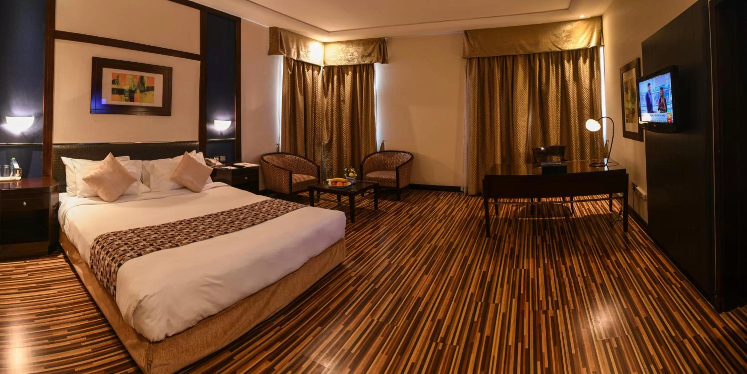 Photo of the whole room, Bed in Juffair Grand Hotel