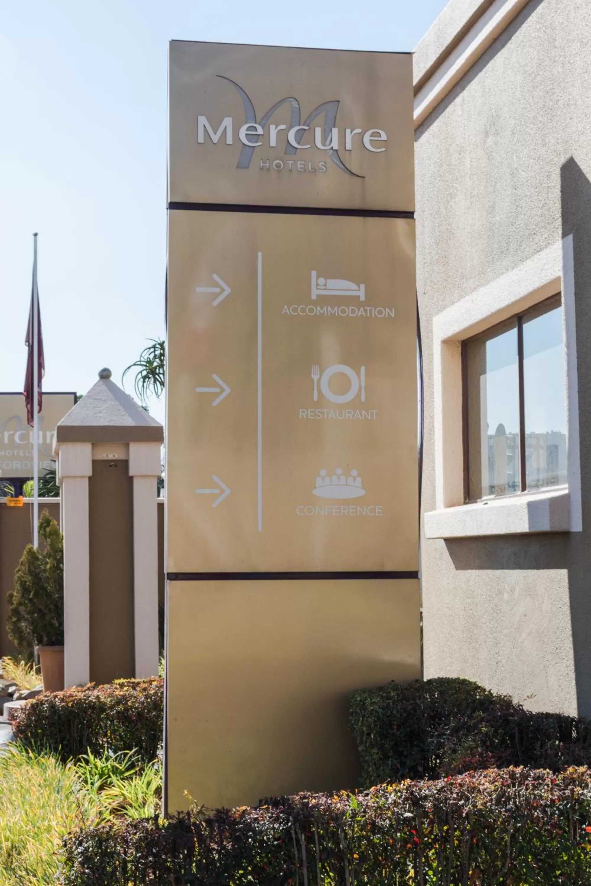 Property building in Mercure Hotel Bedfordview