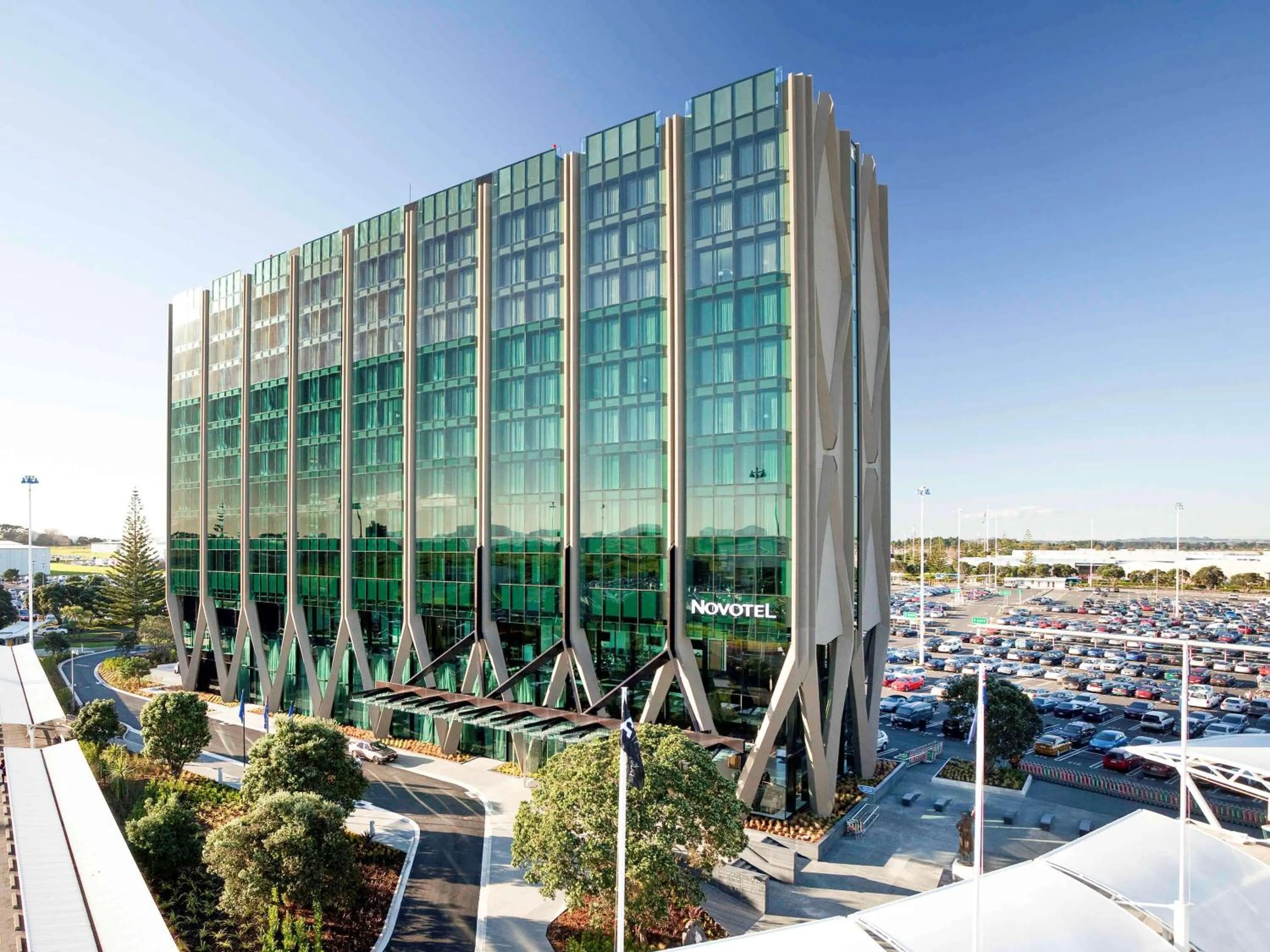 Property building in Novotel Auckland Airport