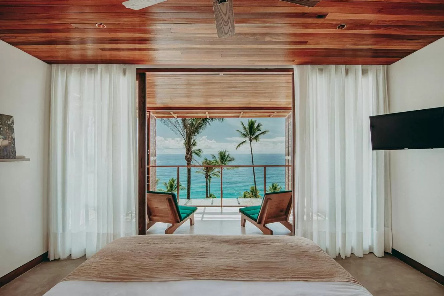 Barracuda Hotel & Villas