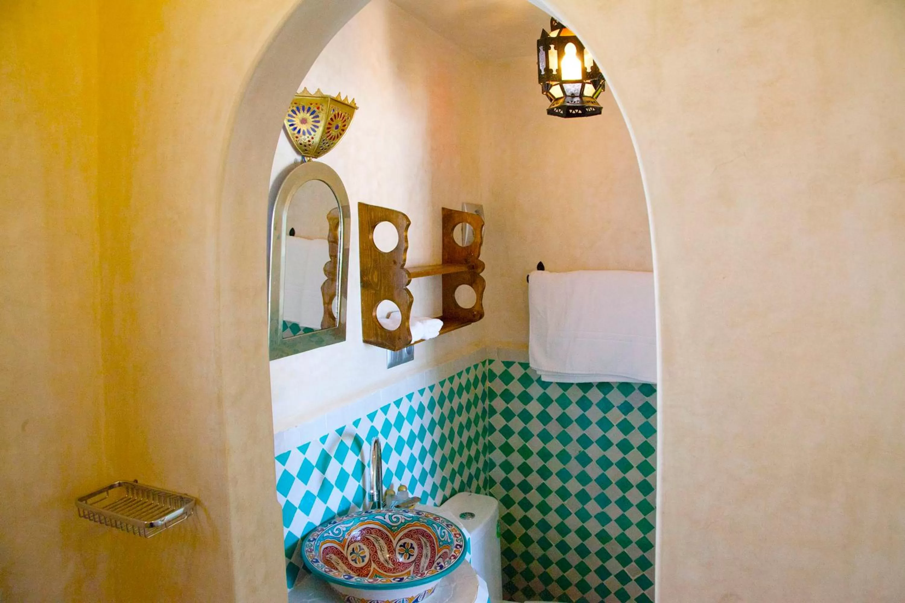 Shower, Bathroom in Kasbah Rose