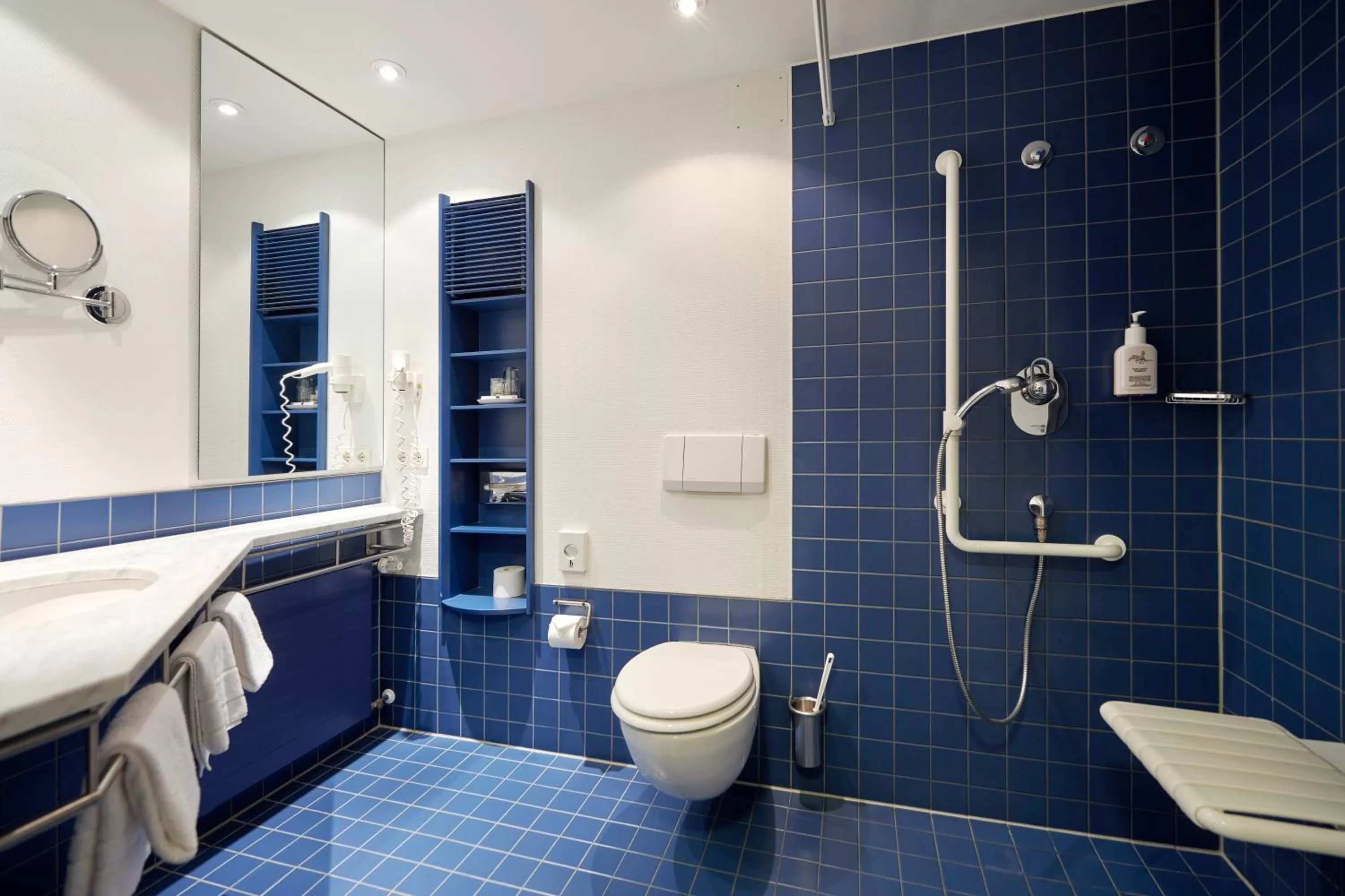 Bathroom in Hotel Bannwaldsee