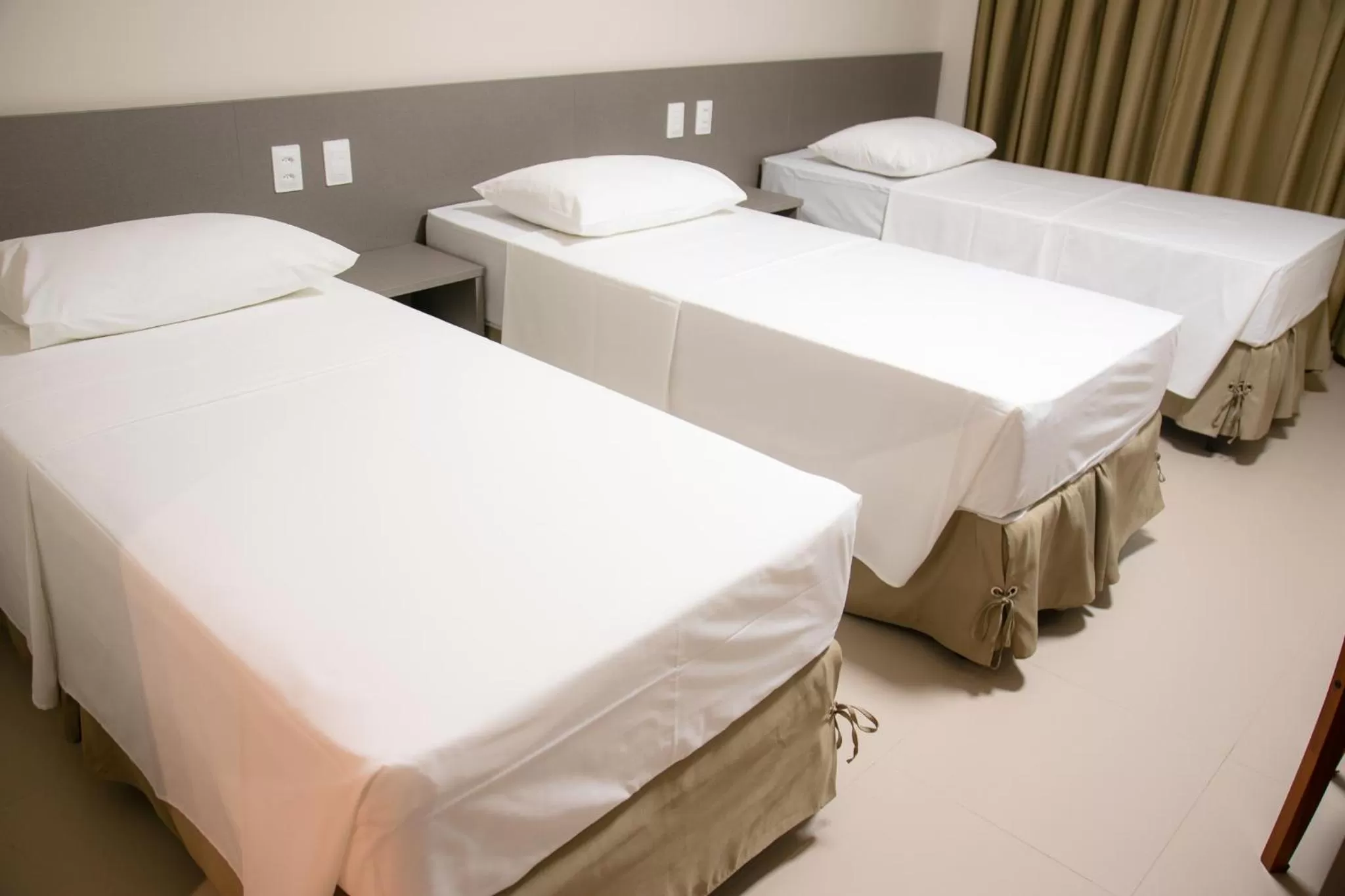 Bed in Orla Morena Park Hotel