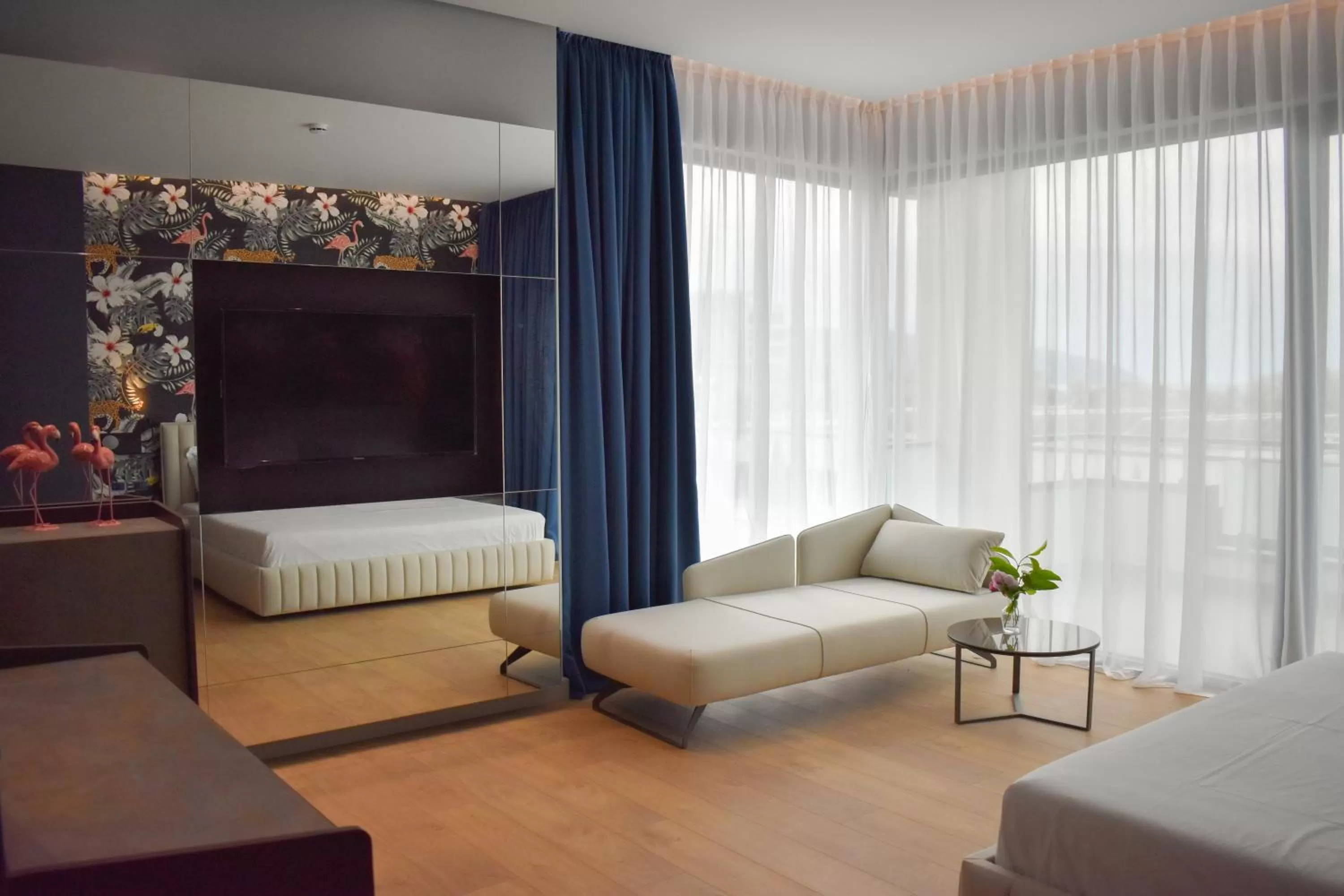 Bed in Flamingo Hotel