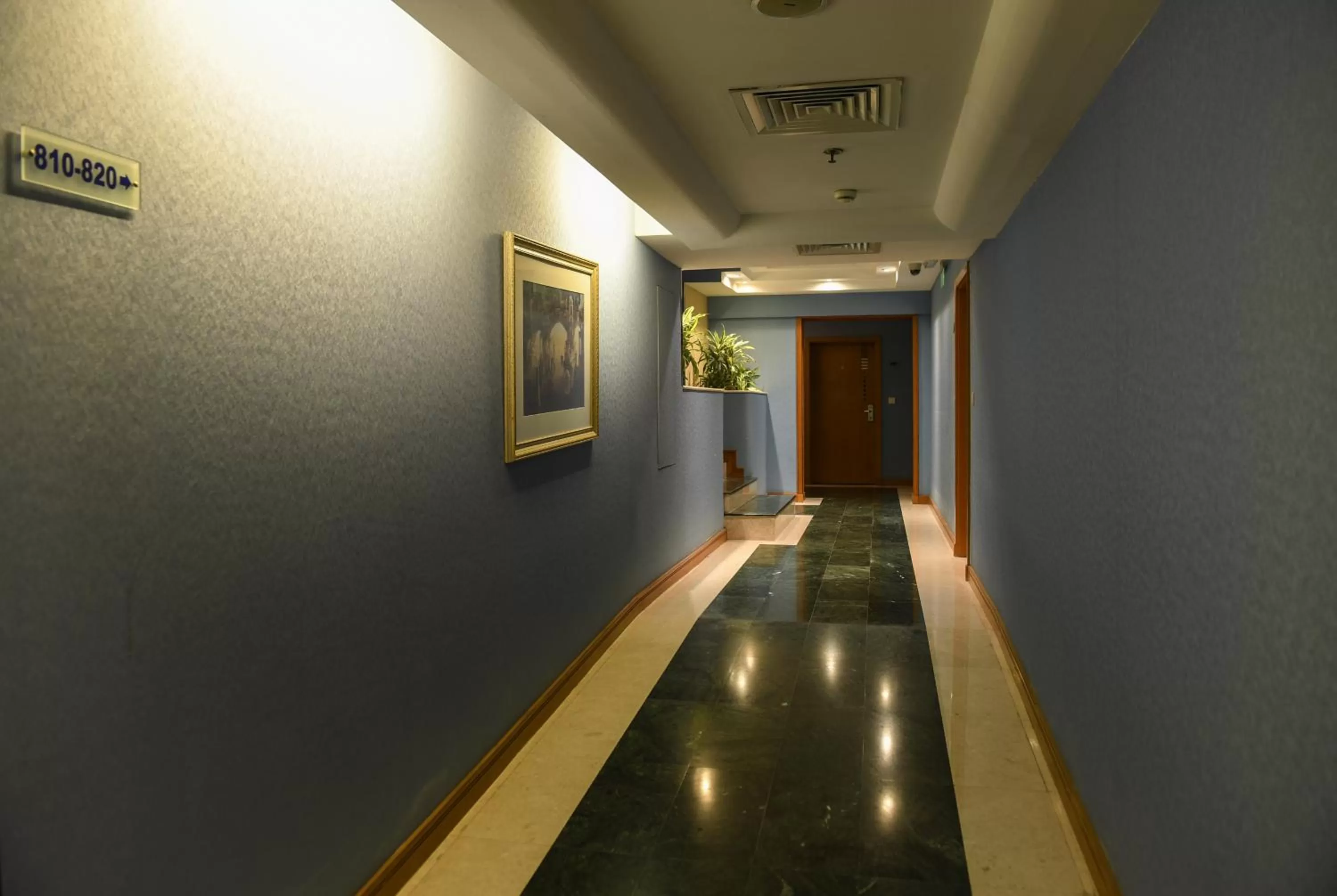 Decorative detail in Juffair Grand Hotel