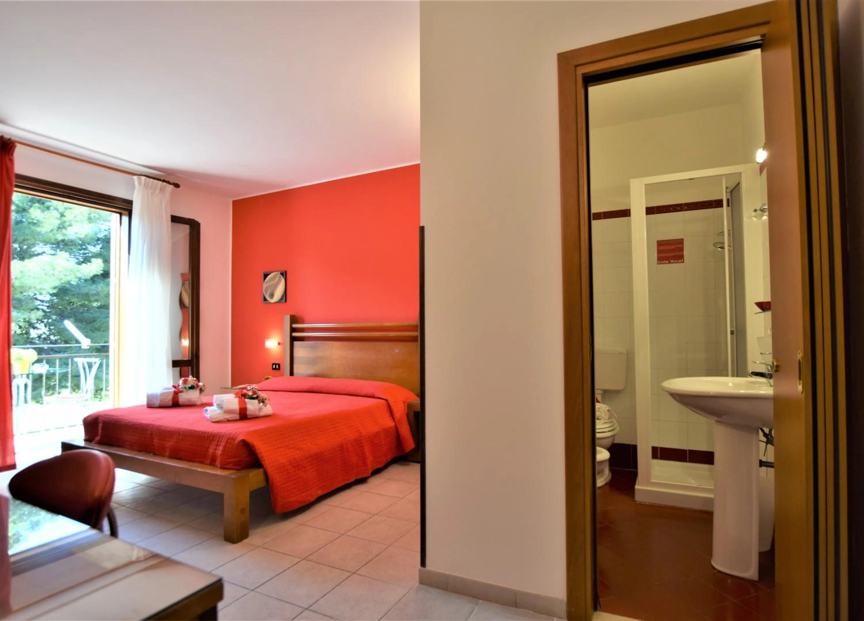 Day, Bed in Hotel Iride by Marino Tourist