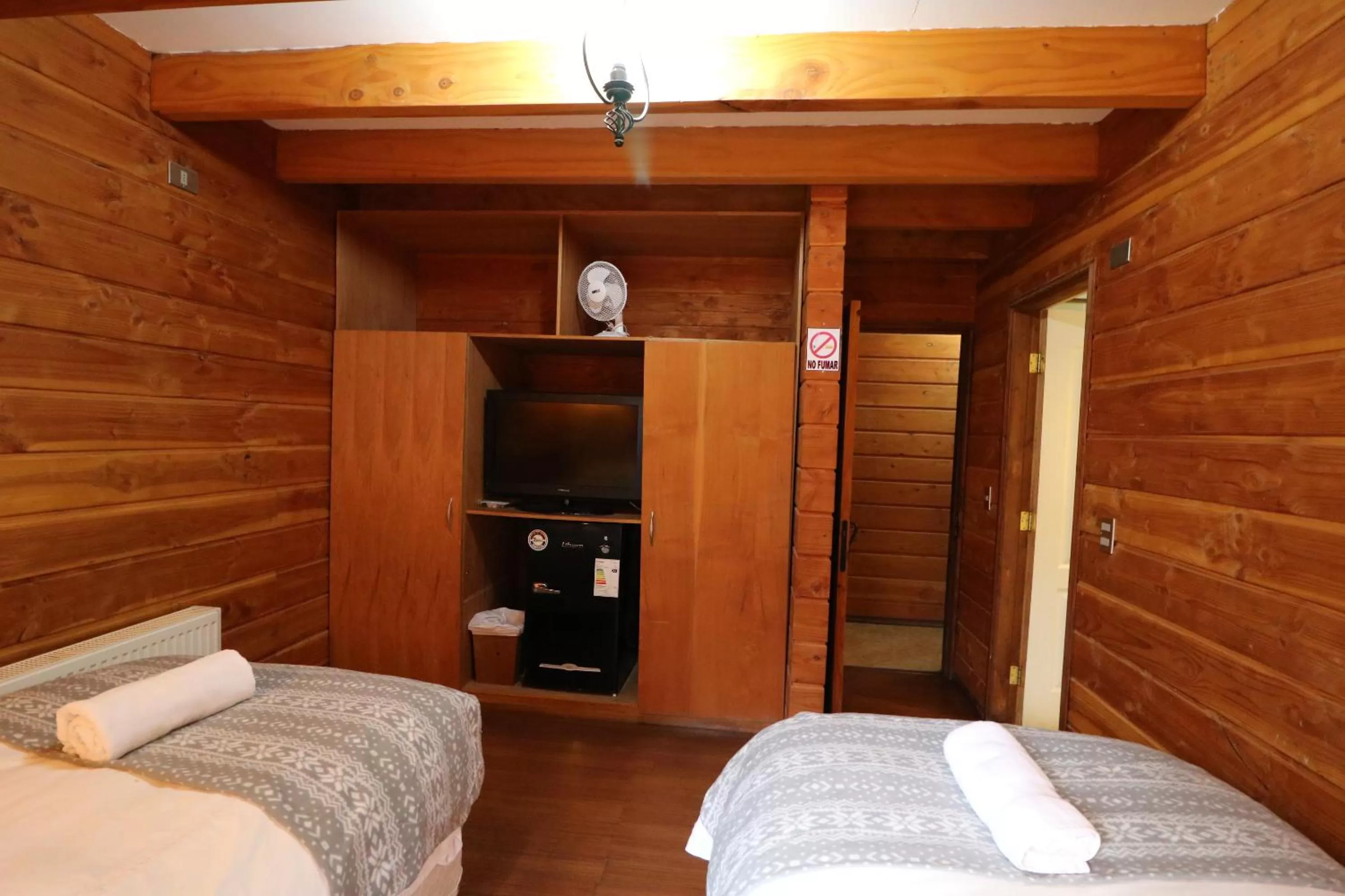 TV/Entertainment Center in Santa Maria Pucon