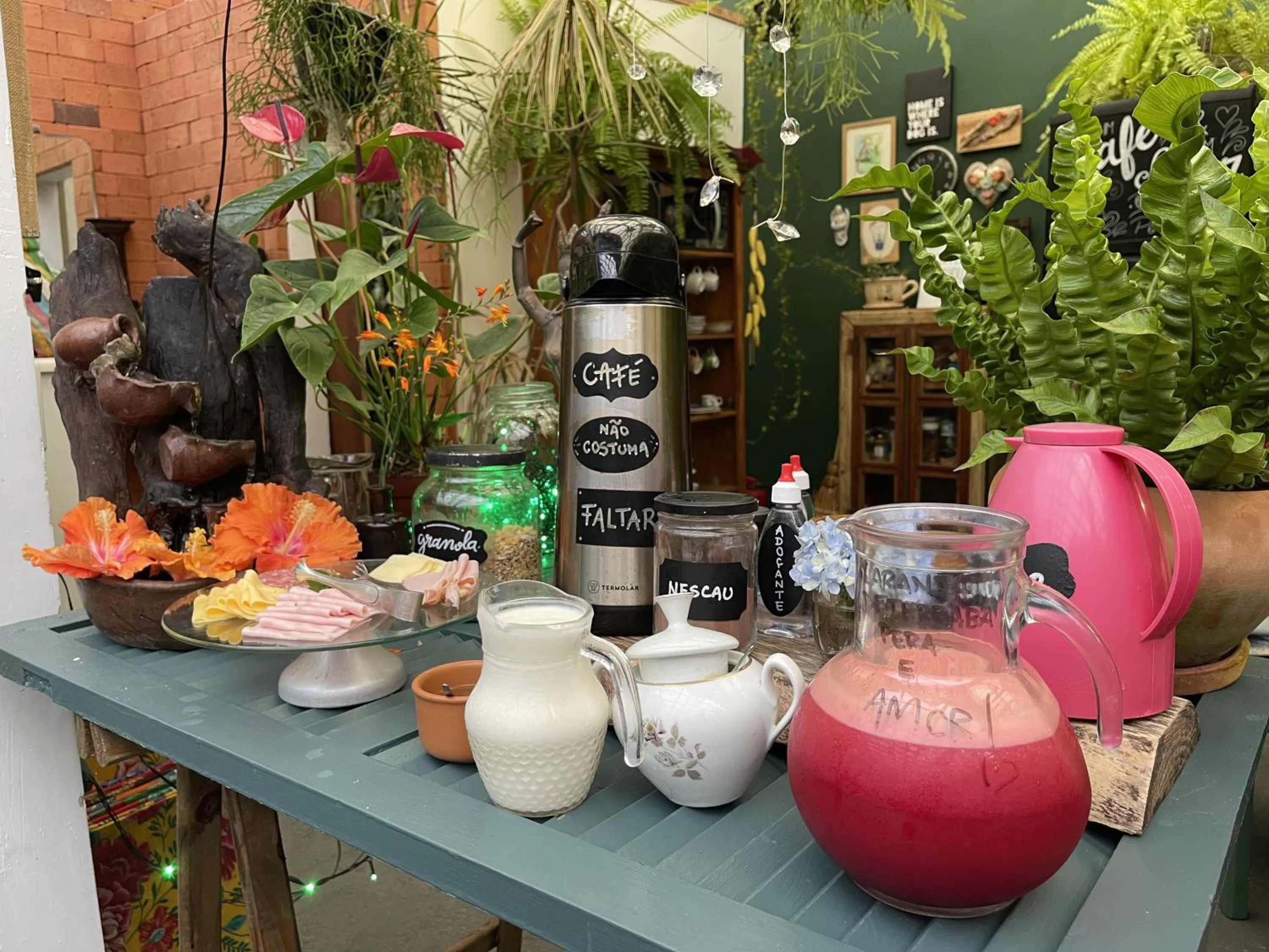 Breakfast in Pousada Santarina