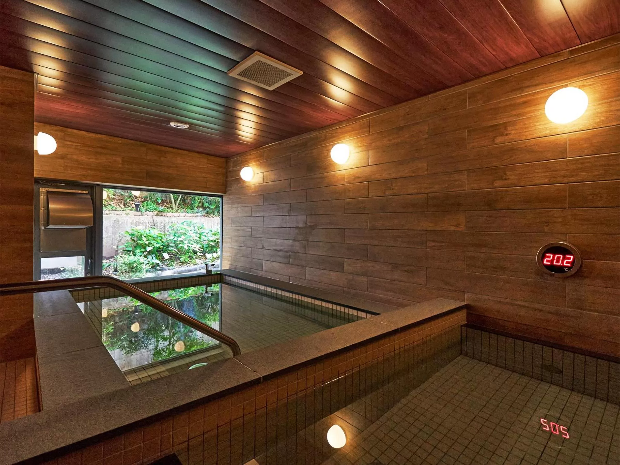 Hot Tub in WeBase KAMAKURA
