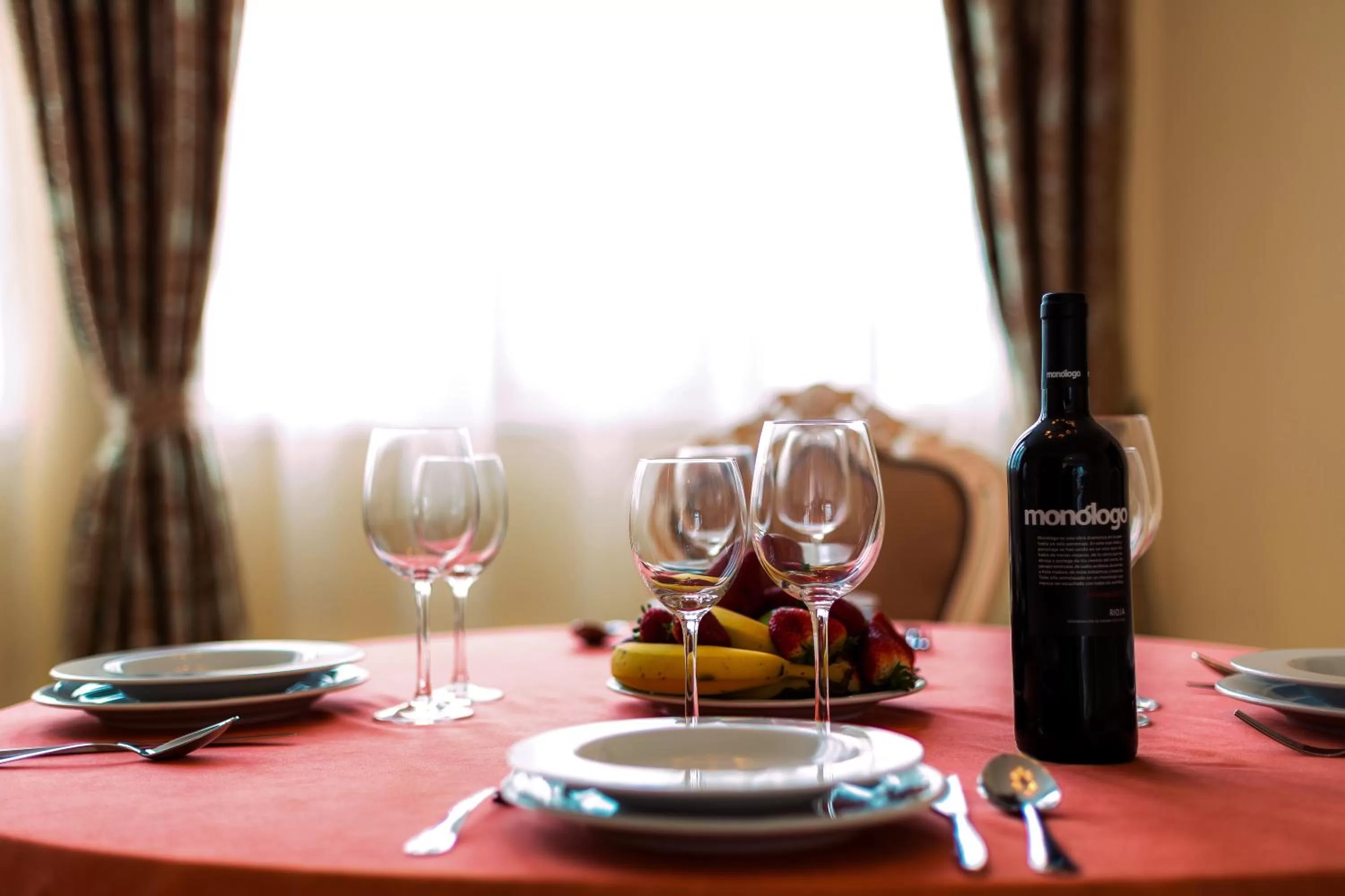 Dining area in Flamingo Suites Boutique Hotel