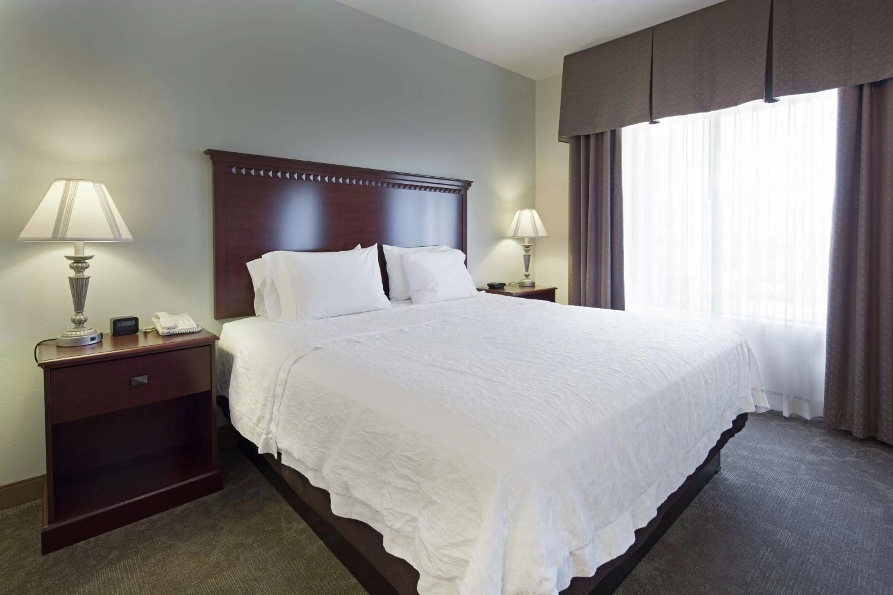 Bed in Hampton Inn & Suites Prescott Valley