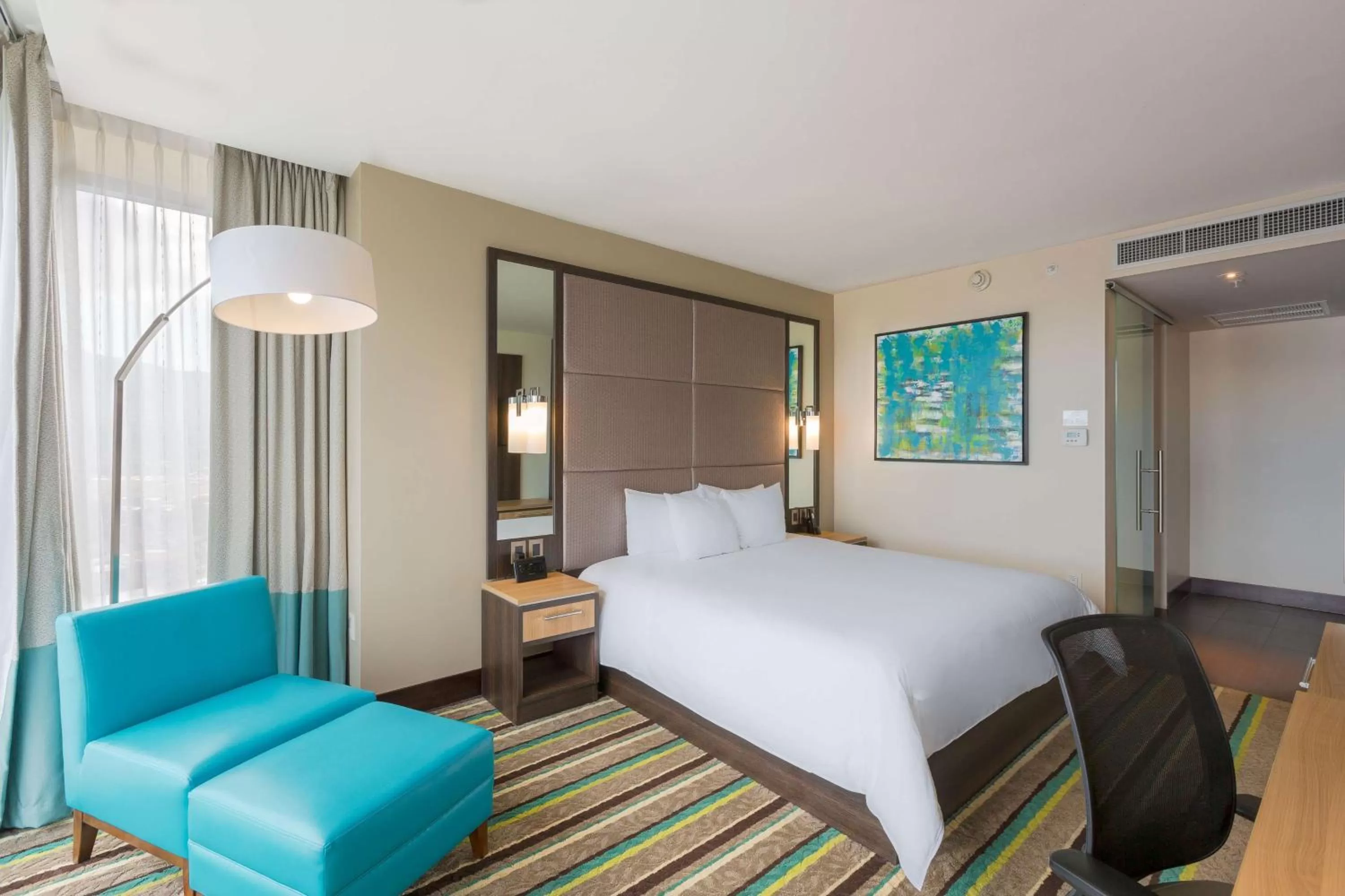 Bedroom, Bed in Hilton Garden Inn San Jose La Sabana, Costa Rica