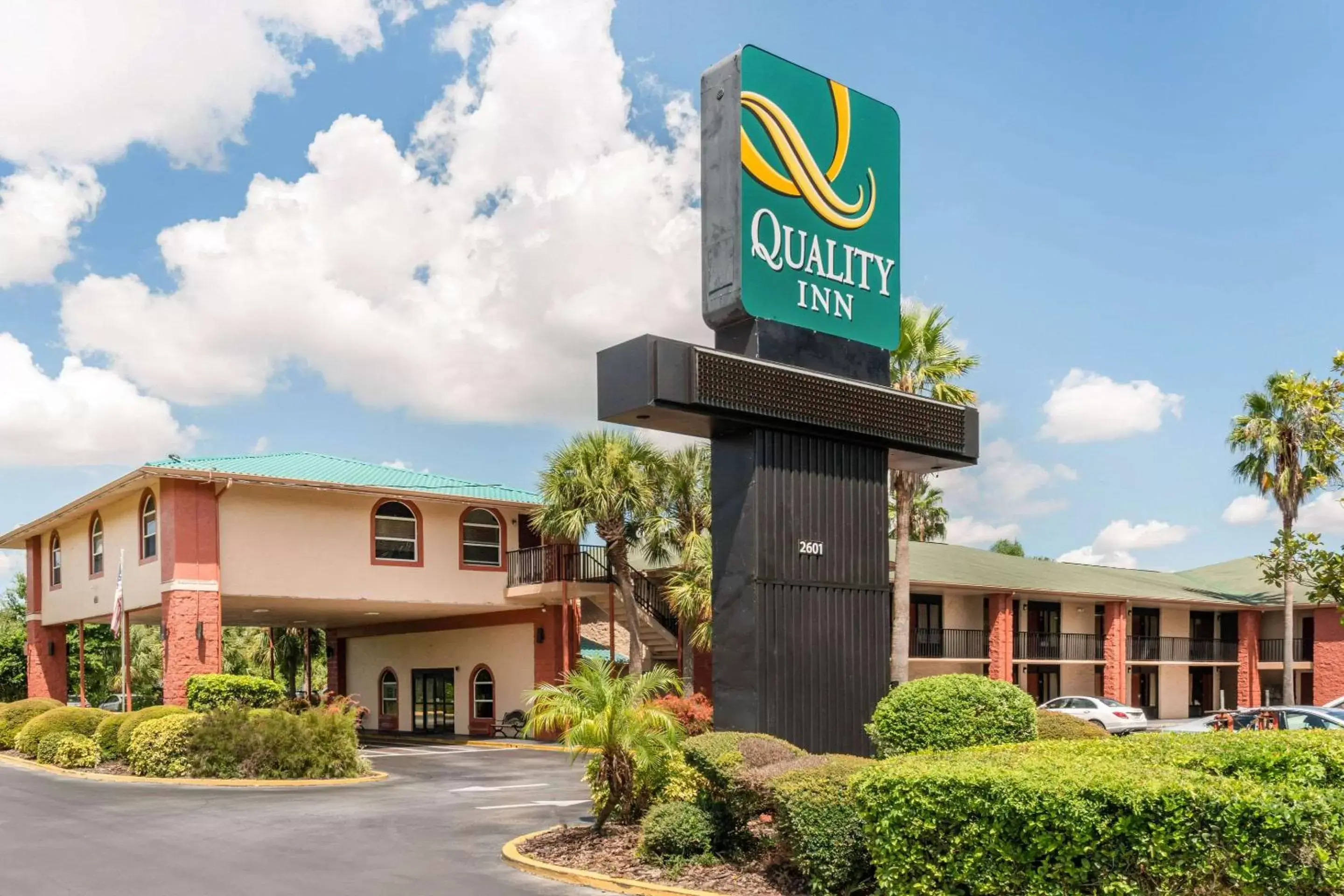 Quality Inn & Suites Orlando Airport Quality Inn & Suites Orlando Airport