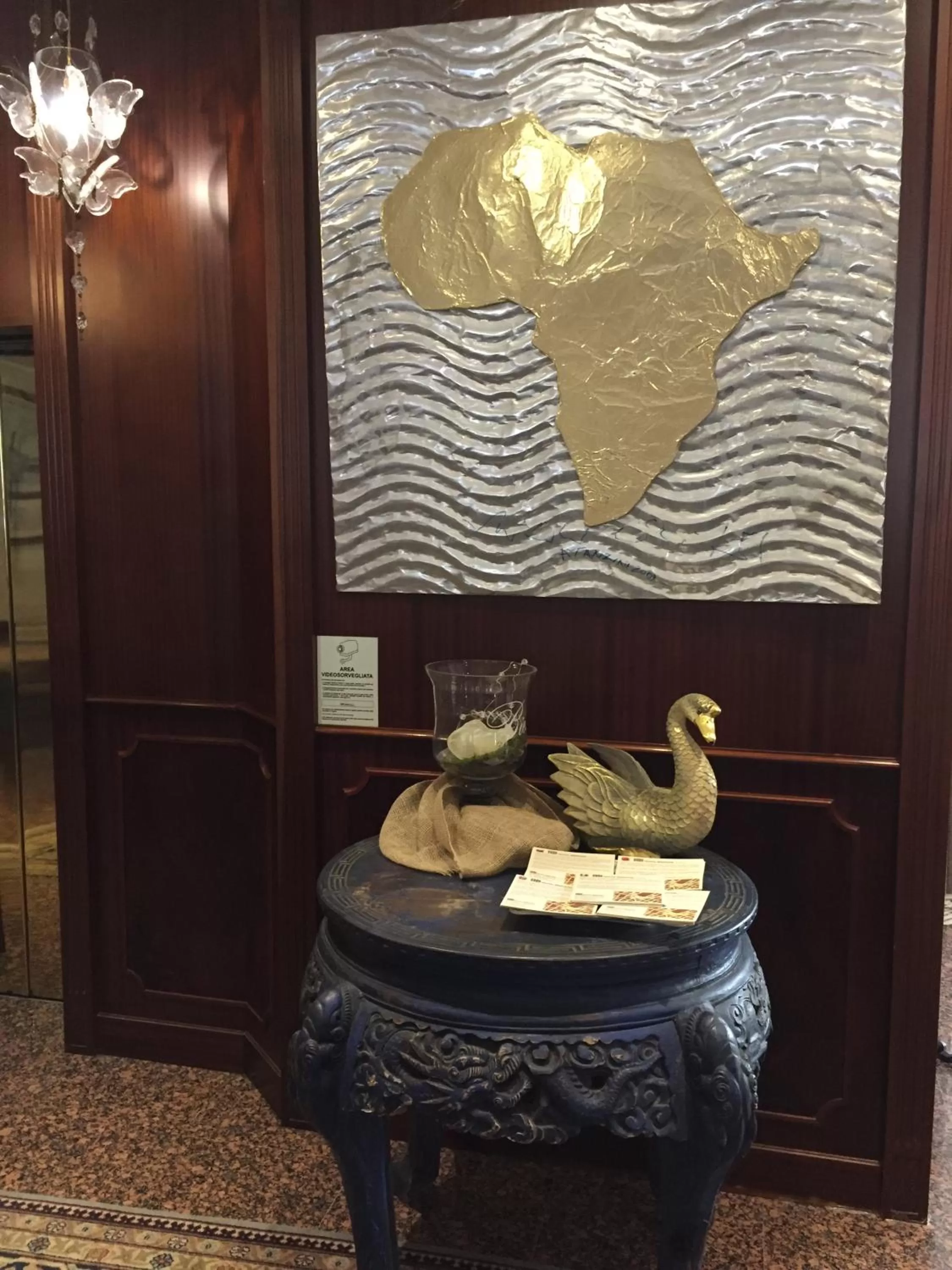 Decorative detail in Hotel Bristol