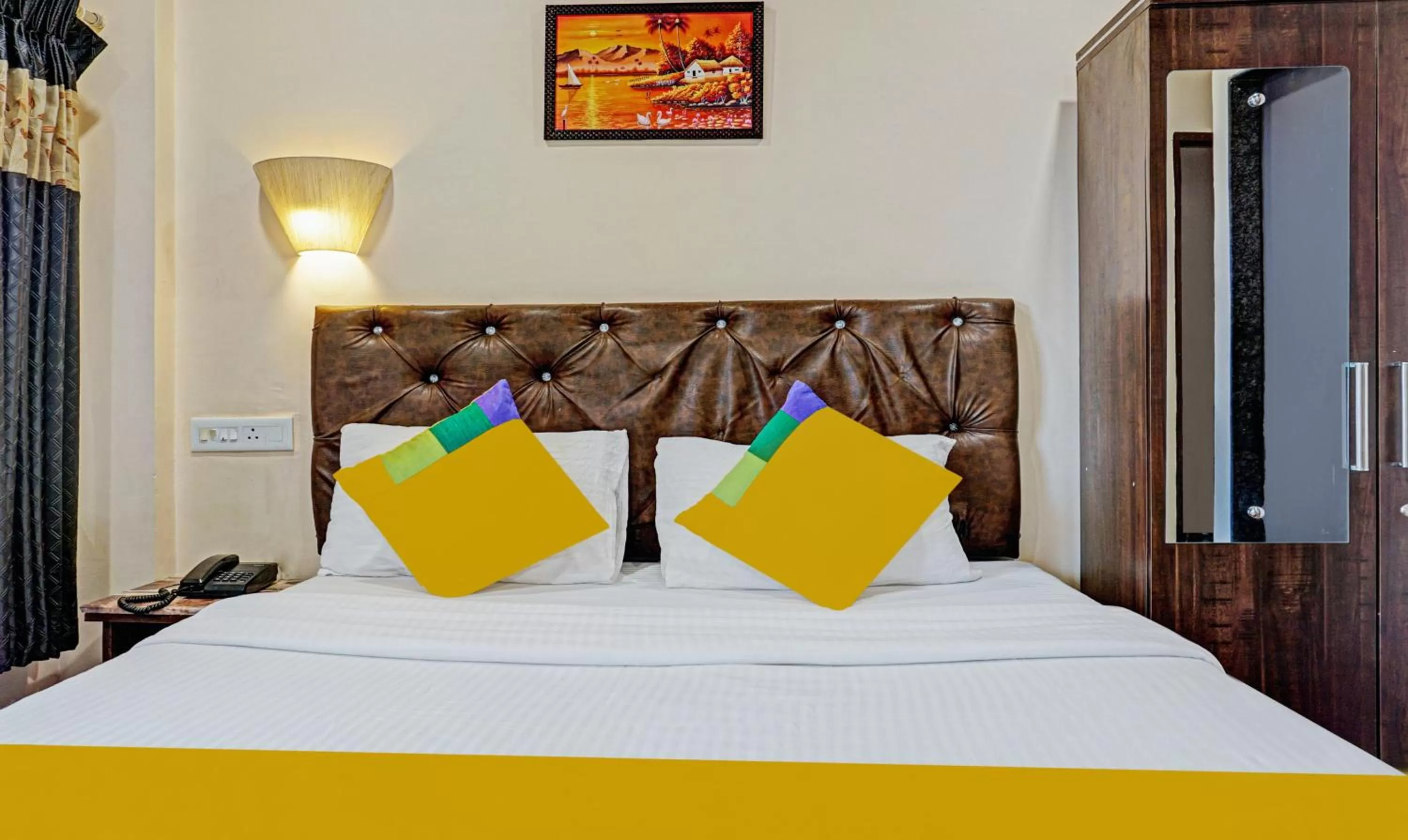 Bedroom, Bed in Itsy By Treebo - Punest