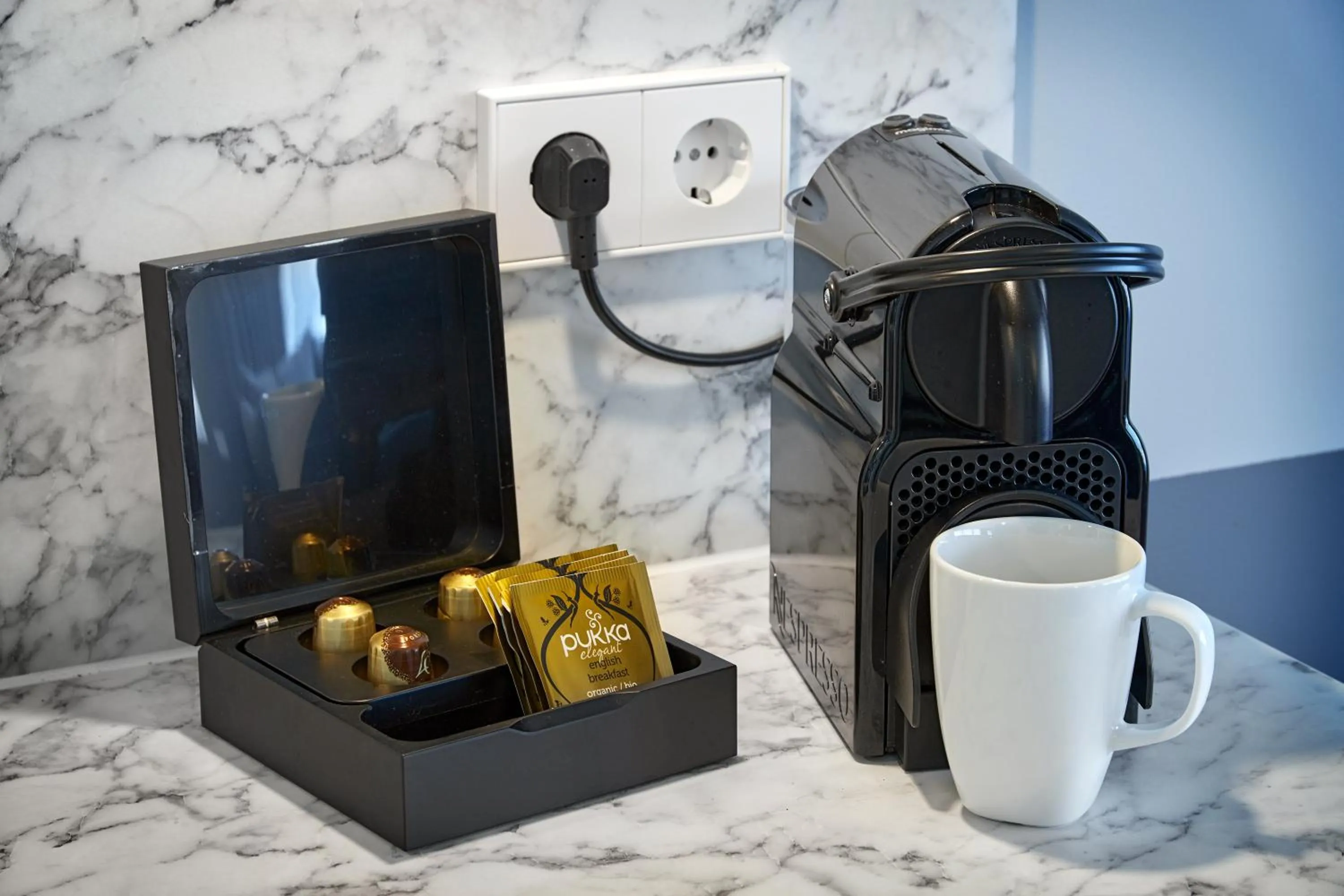 Coffee/tea facilities in Nova Apartments Amsterdam