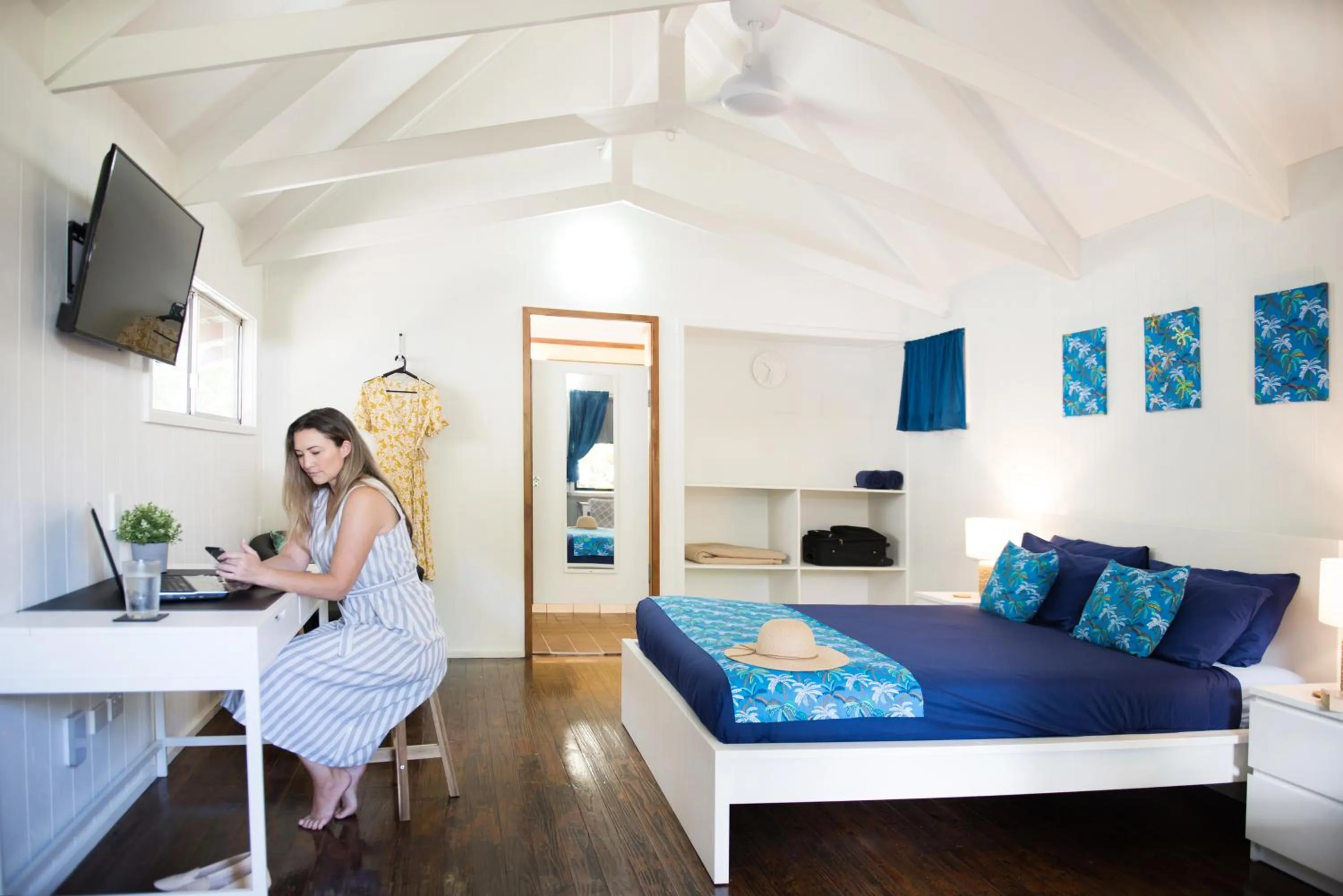 Bed in Airlie Beach Magnums - Adults Only