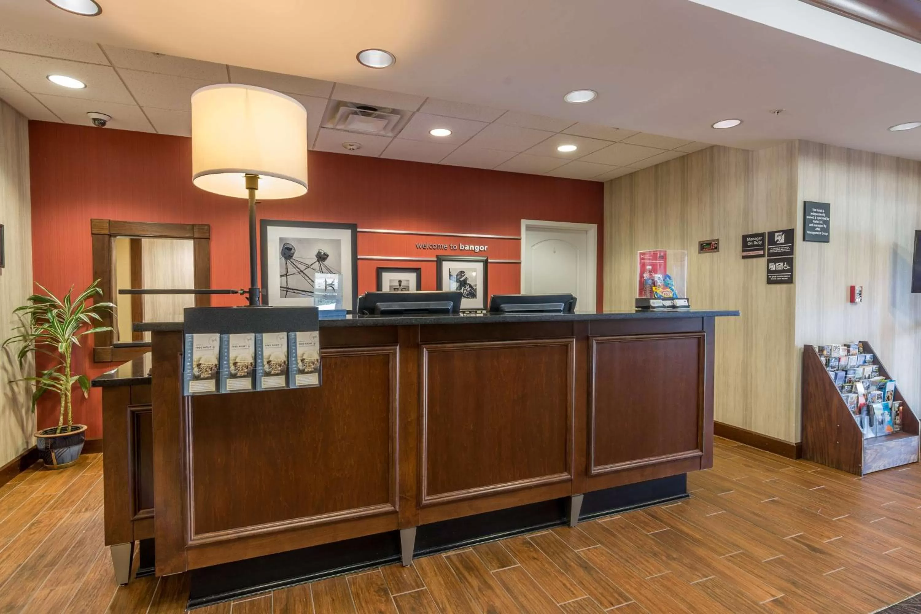 Lobby or reception in Hampton Inn Bangor