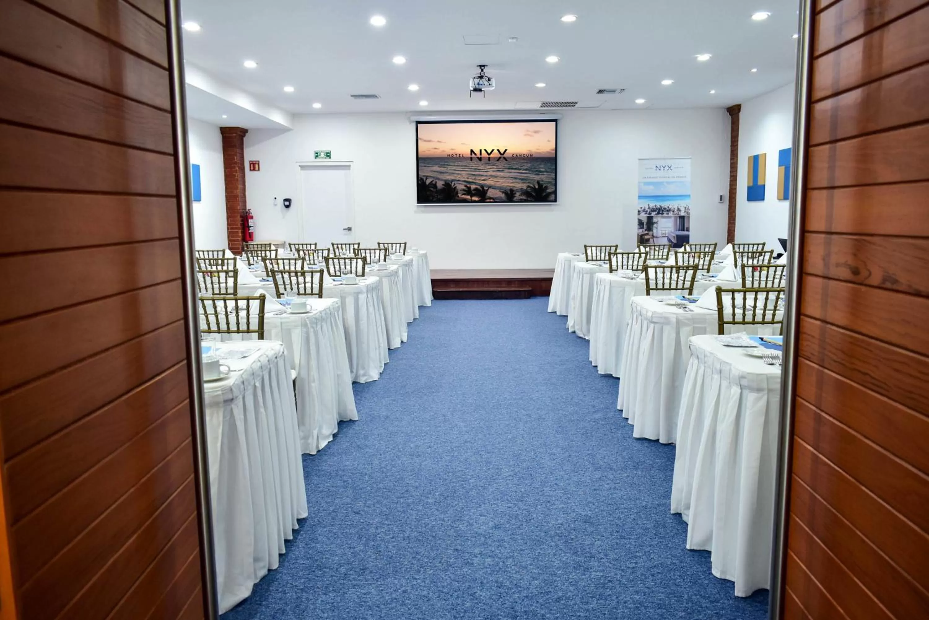 Meeting/conference room in Hotel NYX Cancun