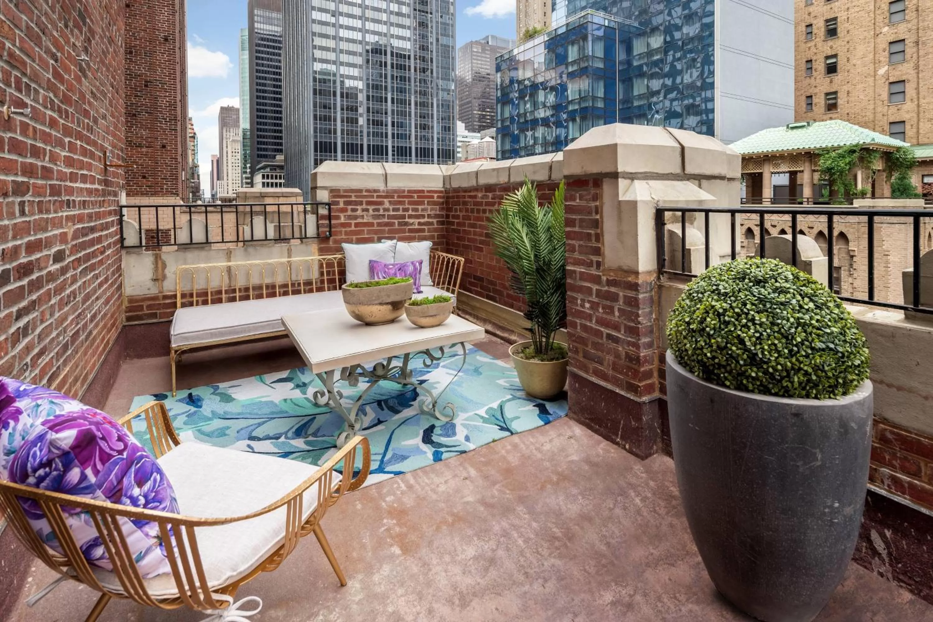 Photo of the whole room in The Lexington Hotel, Autograph Collection