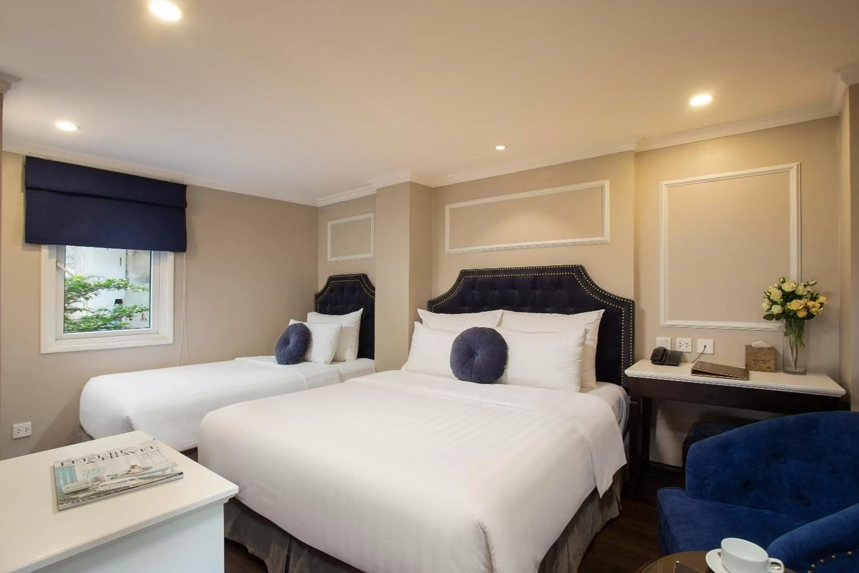 Deluxe Family Connecting Room in Flora Centre Hotel & Spa Deluxe Family Connecting Room in Flora Centre Hotel & Spa