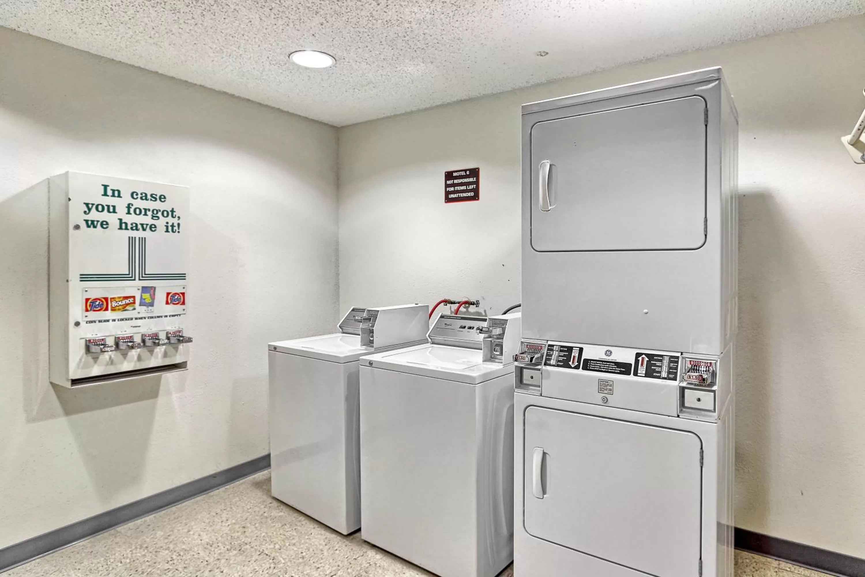 Decorative detail in Motel 6-Killeen, TX