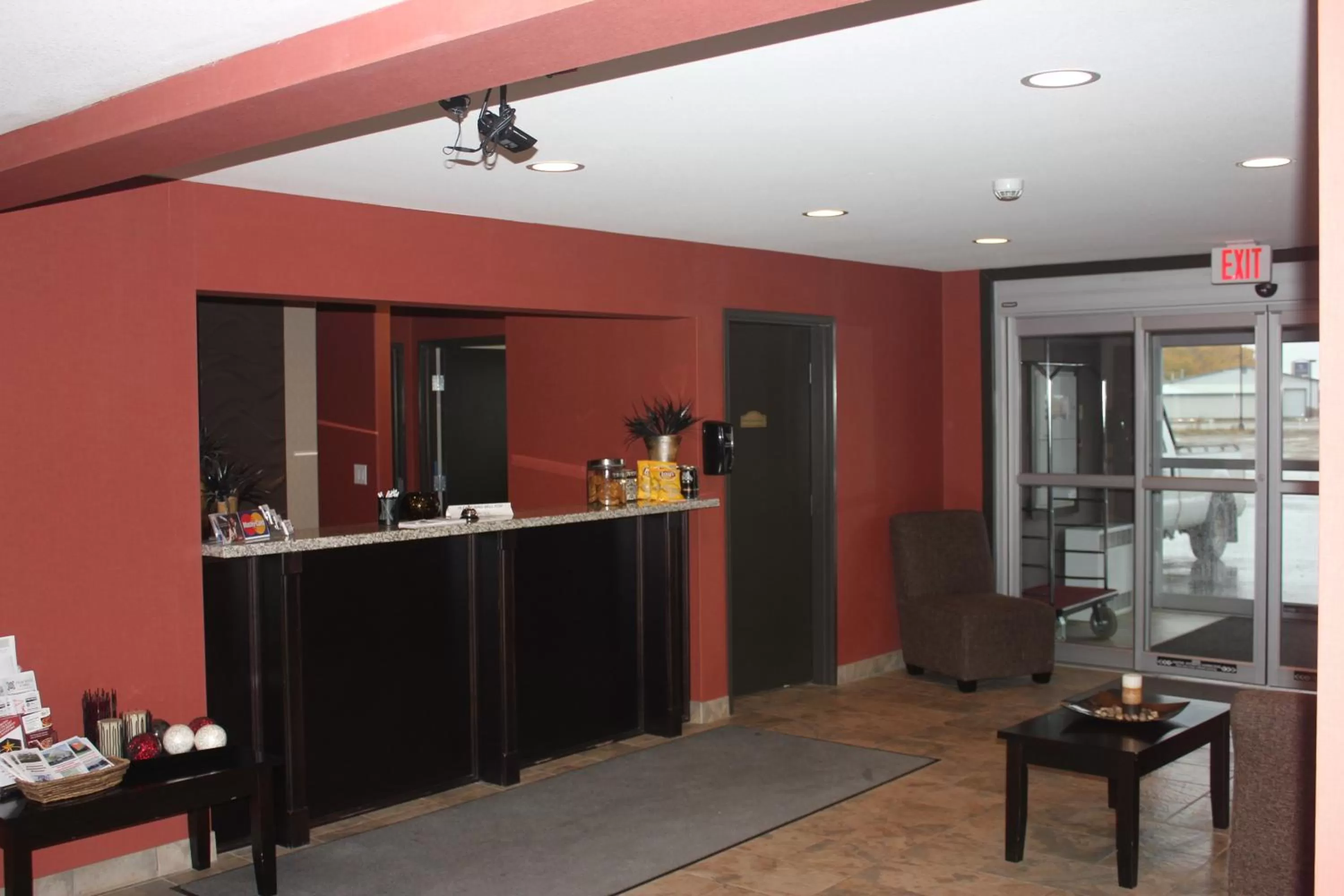 Lobby or reception in Western Star Inn & Suites Esterhazy