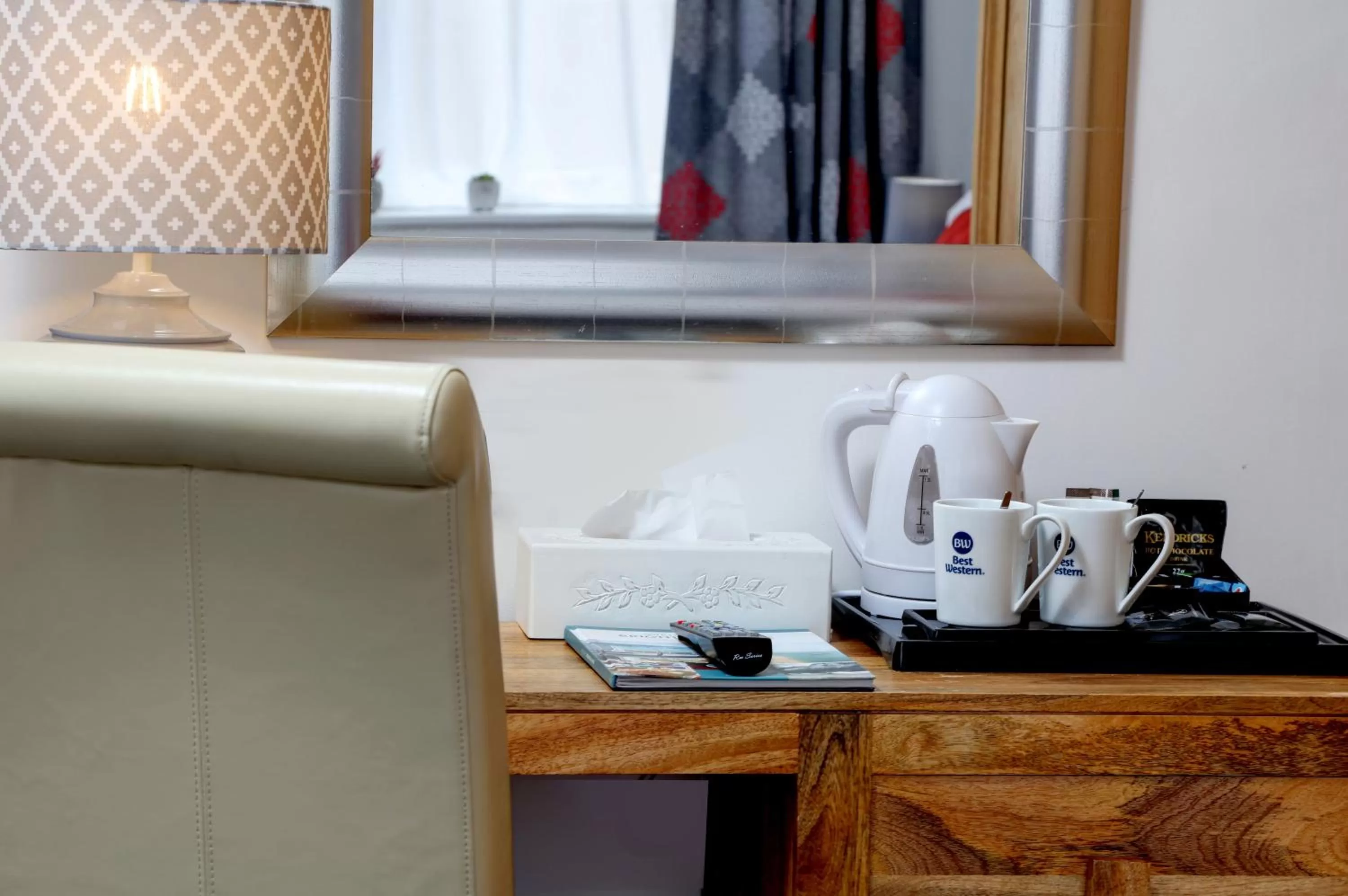 Coffee/tea facilities in Best Western Princes Marine Hotel