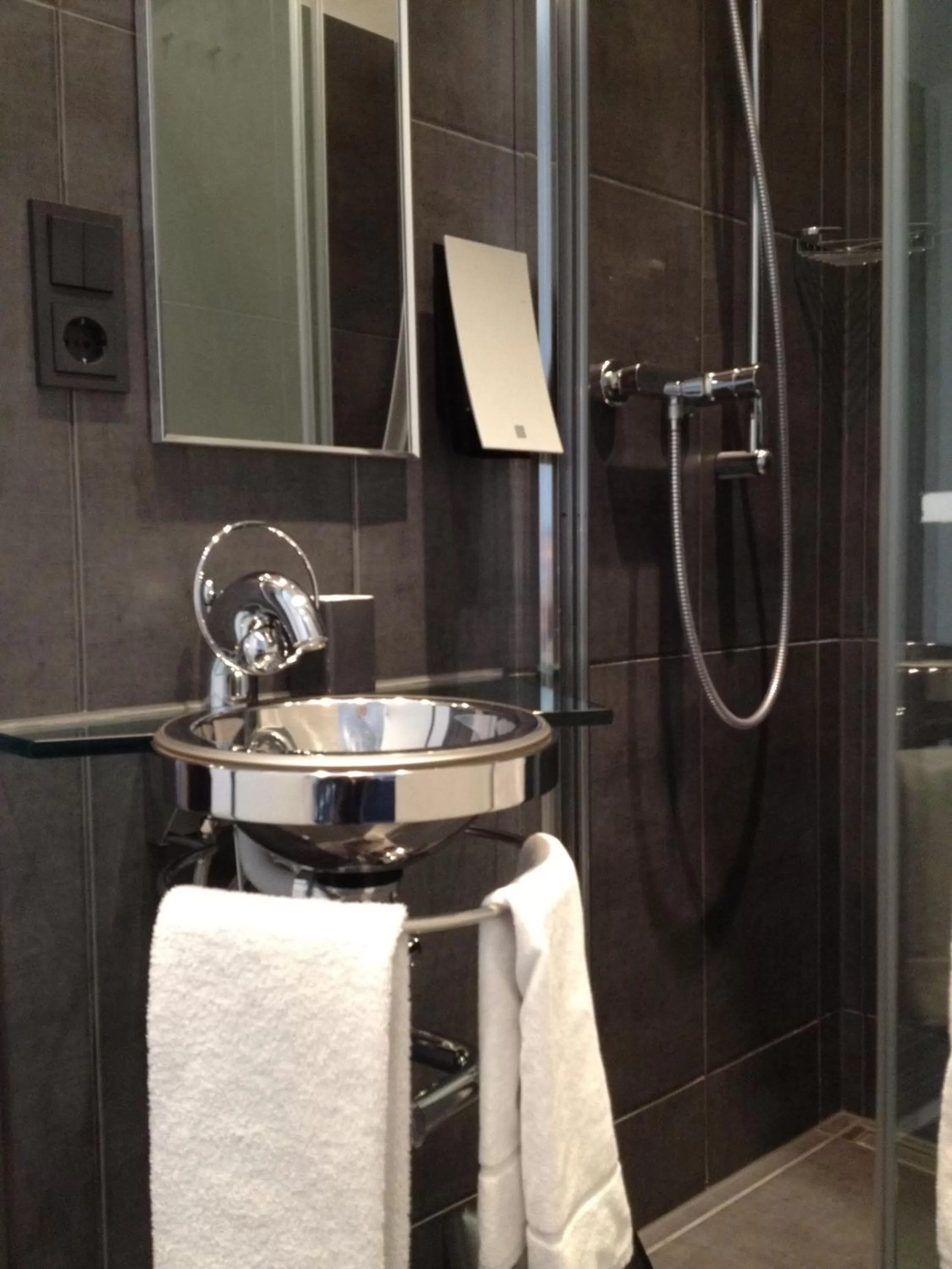 Bathroom in Hotel Lindenhof