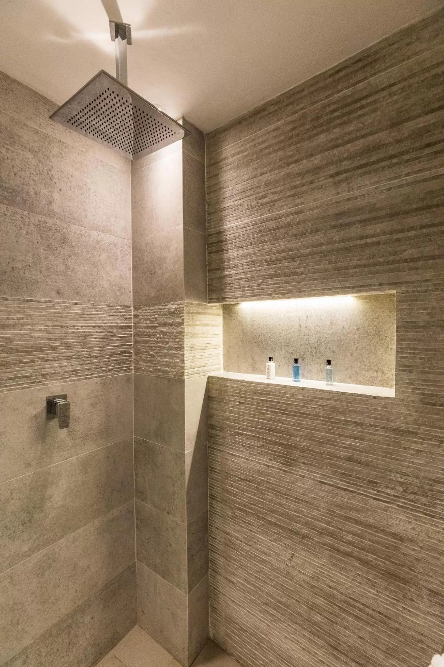 Shower in Casa Naila Hotel Boutique