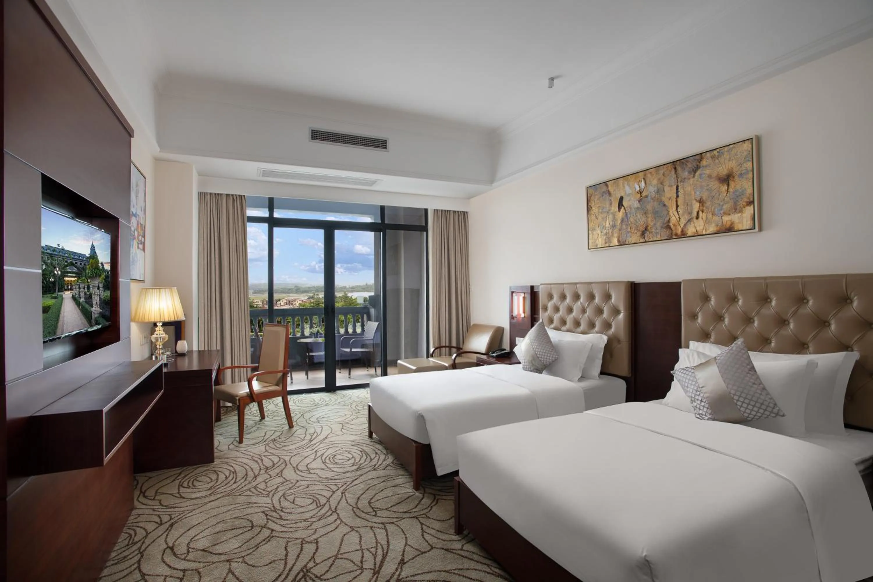 Bed in Wyndham Garden Haikou South