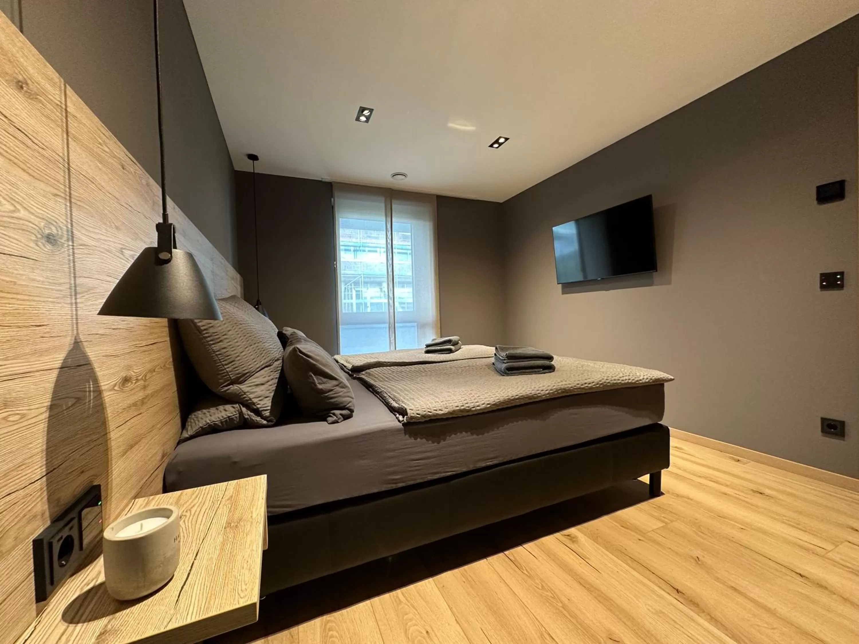 Photo of the whole room, Bed in Apartment34