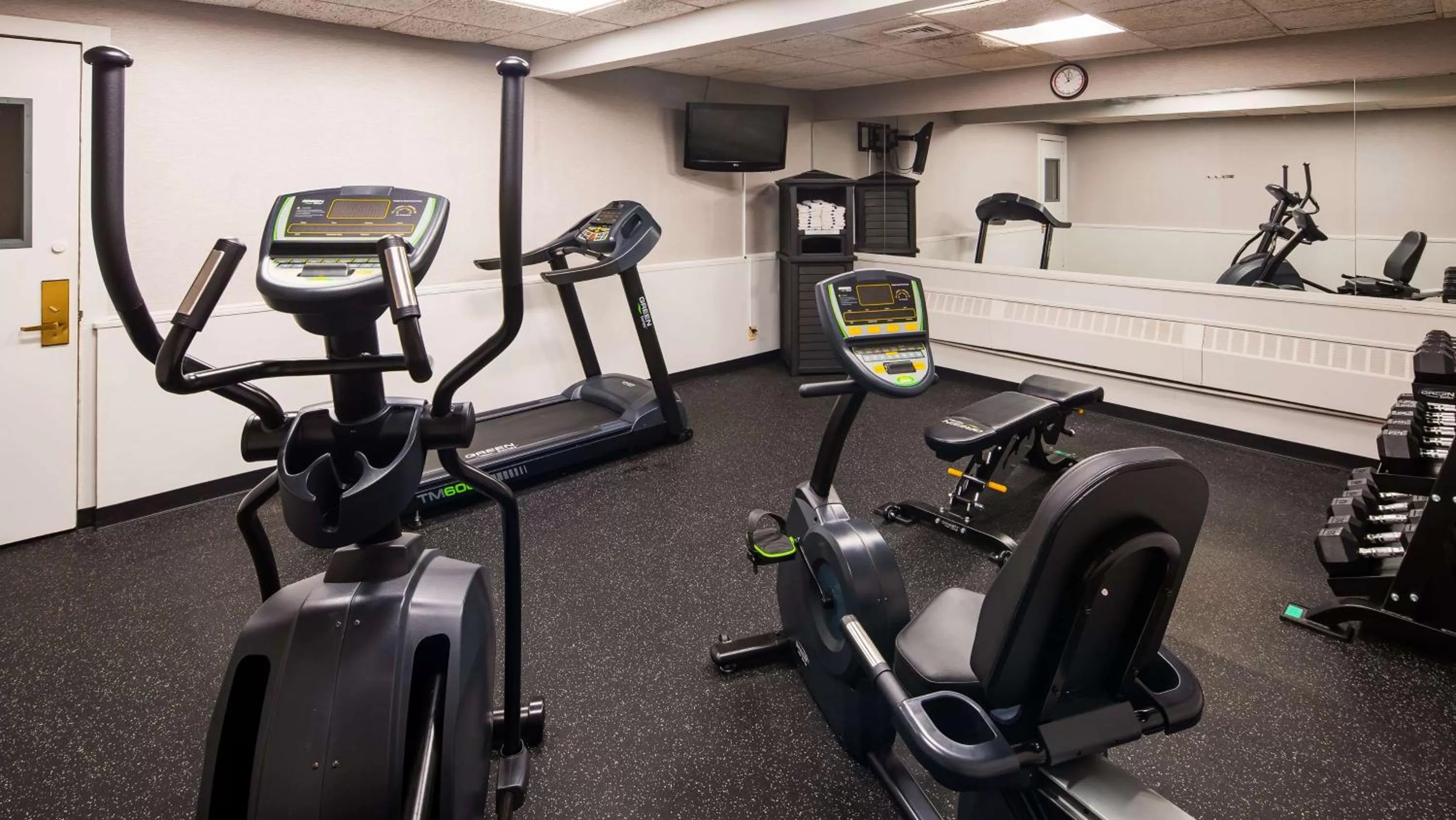 Fitness centre/facilities in Best Western Woodhaven Inn