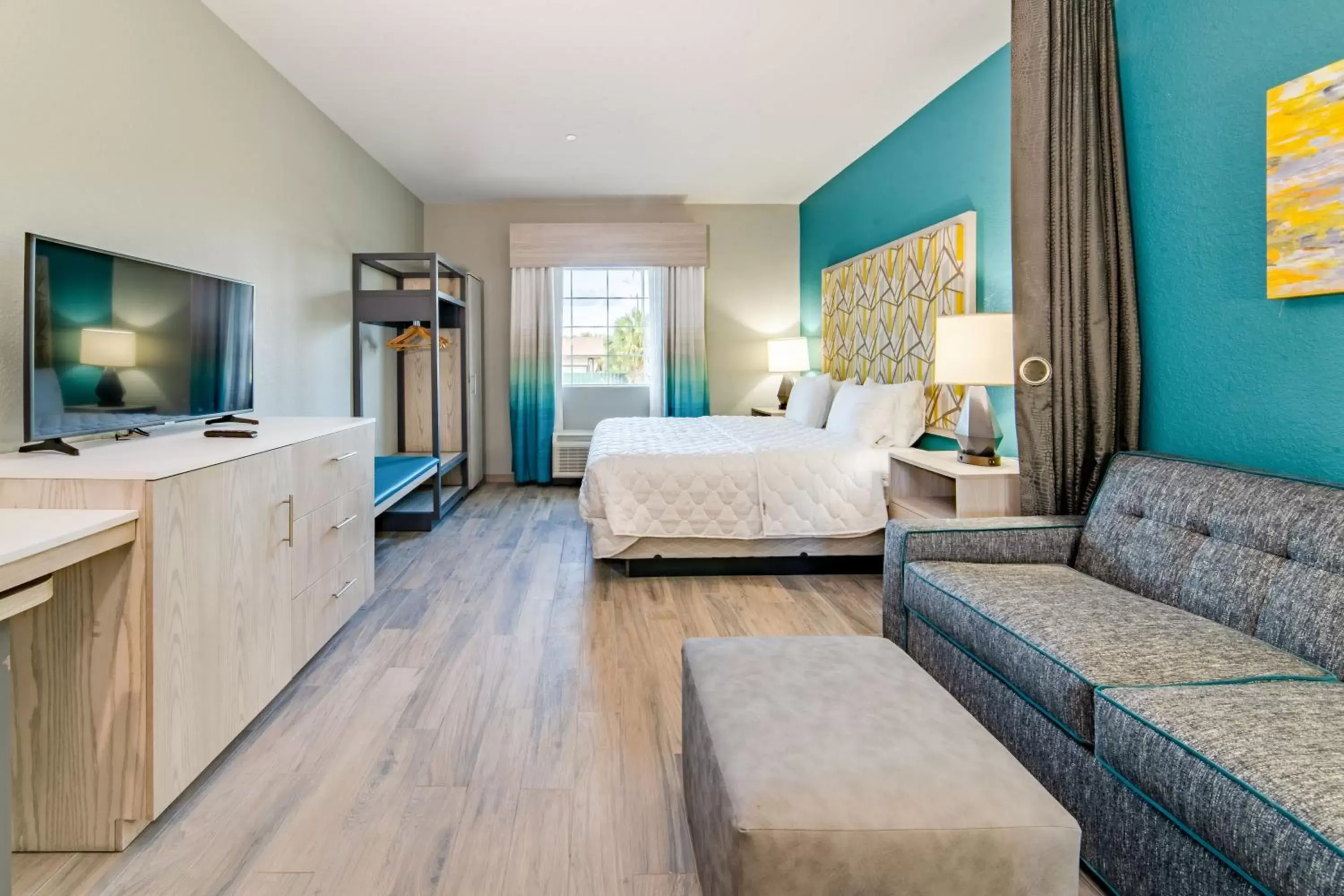 King Suite in Everglades Adventures Hotel Suites by Ivey House King Suite in Everglades Adventures Hotel Suites by Ivey House