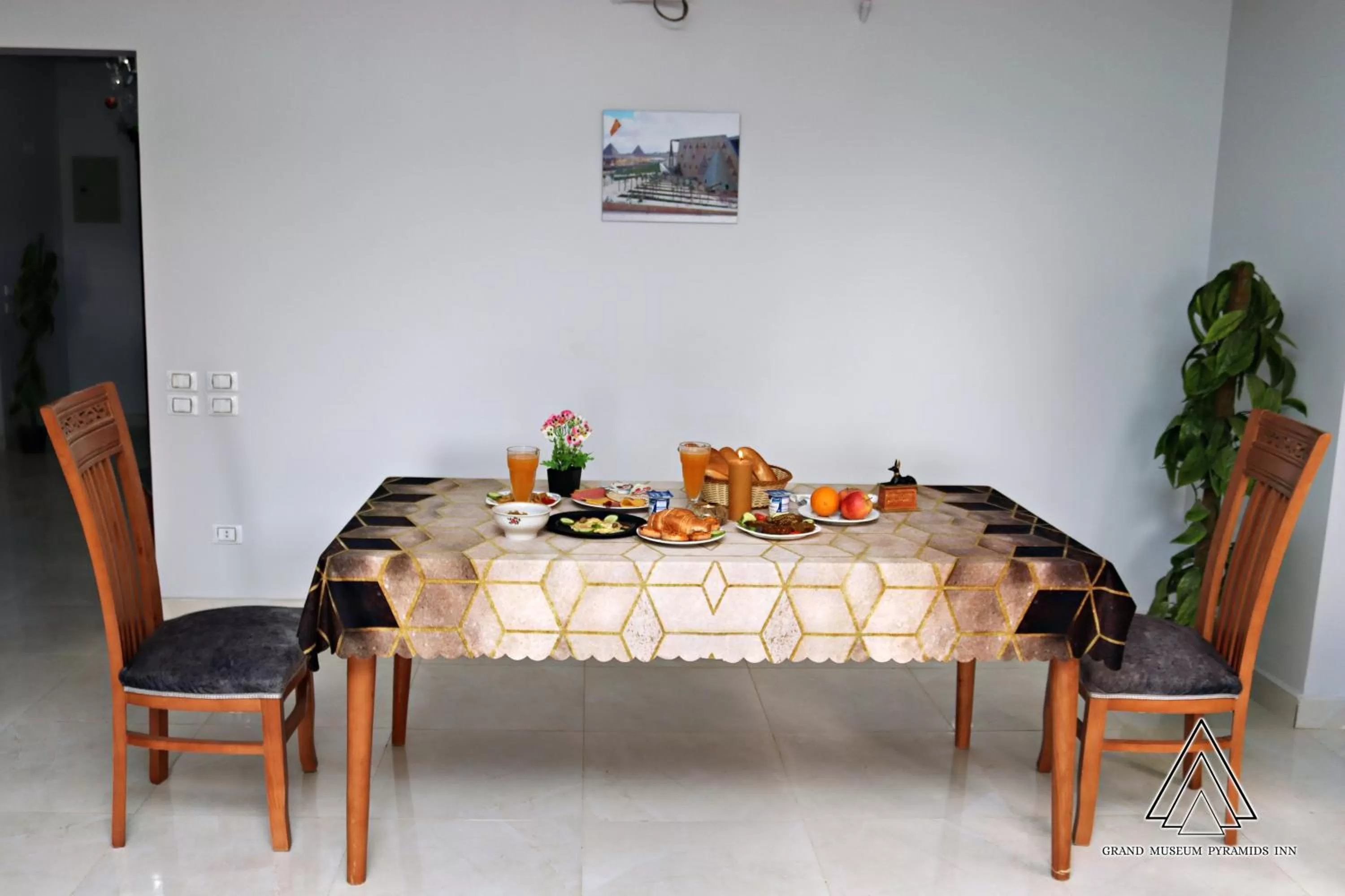 Grand Museum Pyramids Inn