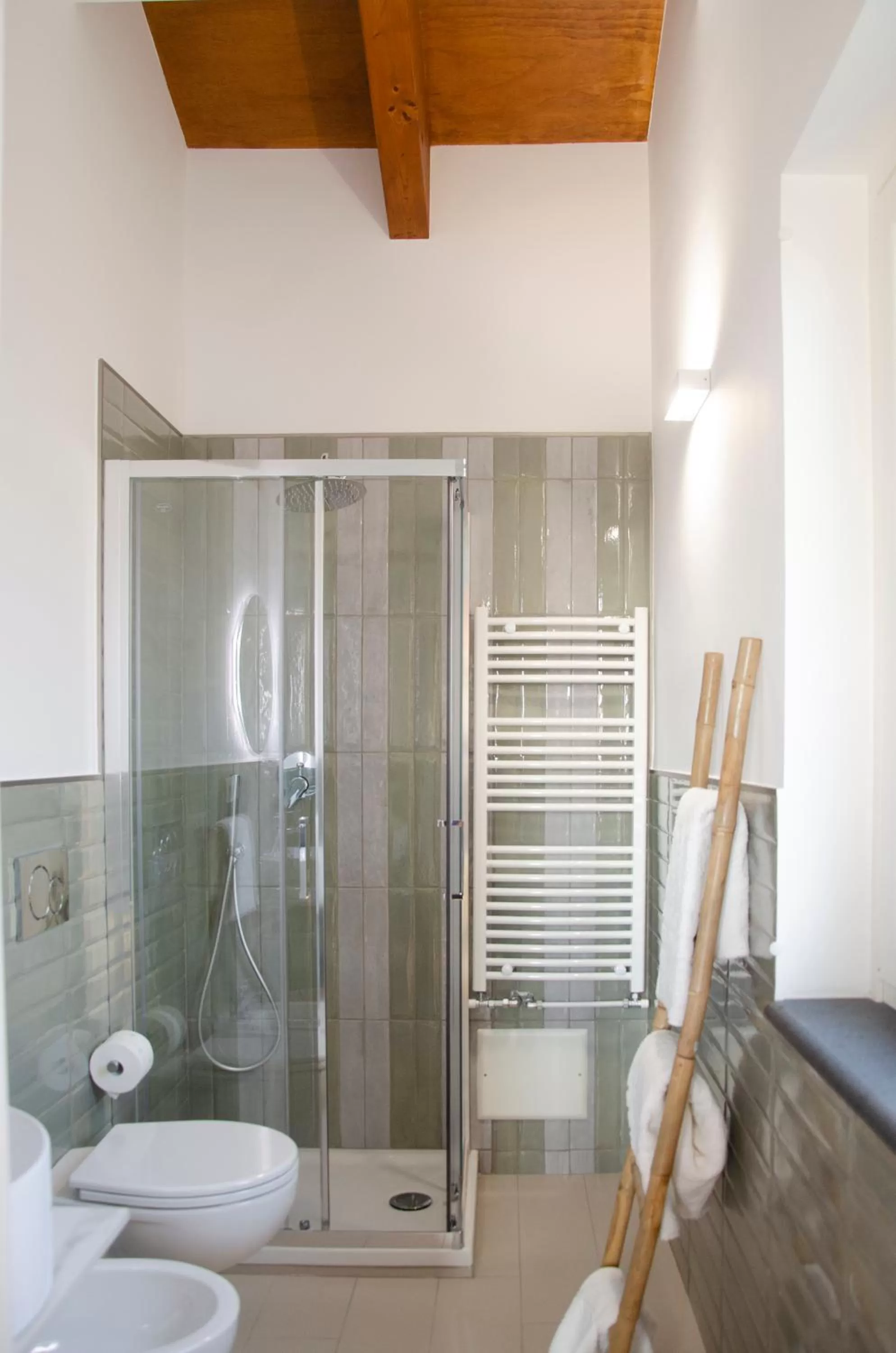 Bathroom in Donna Elena Rooms