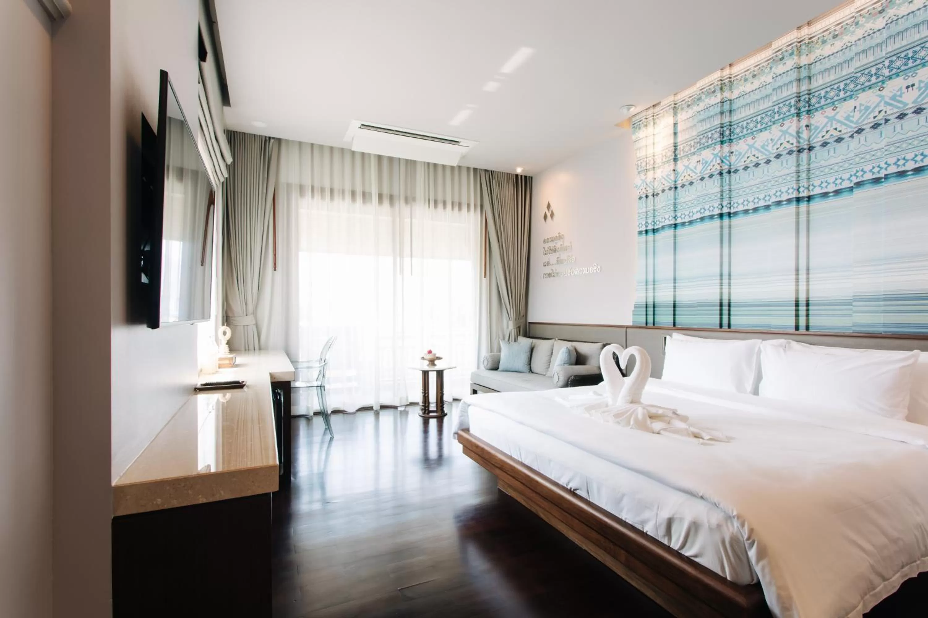 Luxury Room, 1 King with Balcony - Non Smoking in T Heritage Hotel