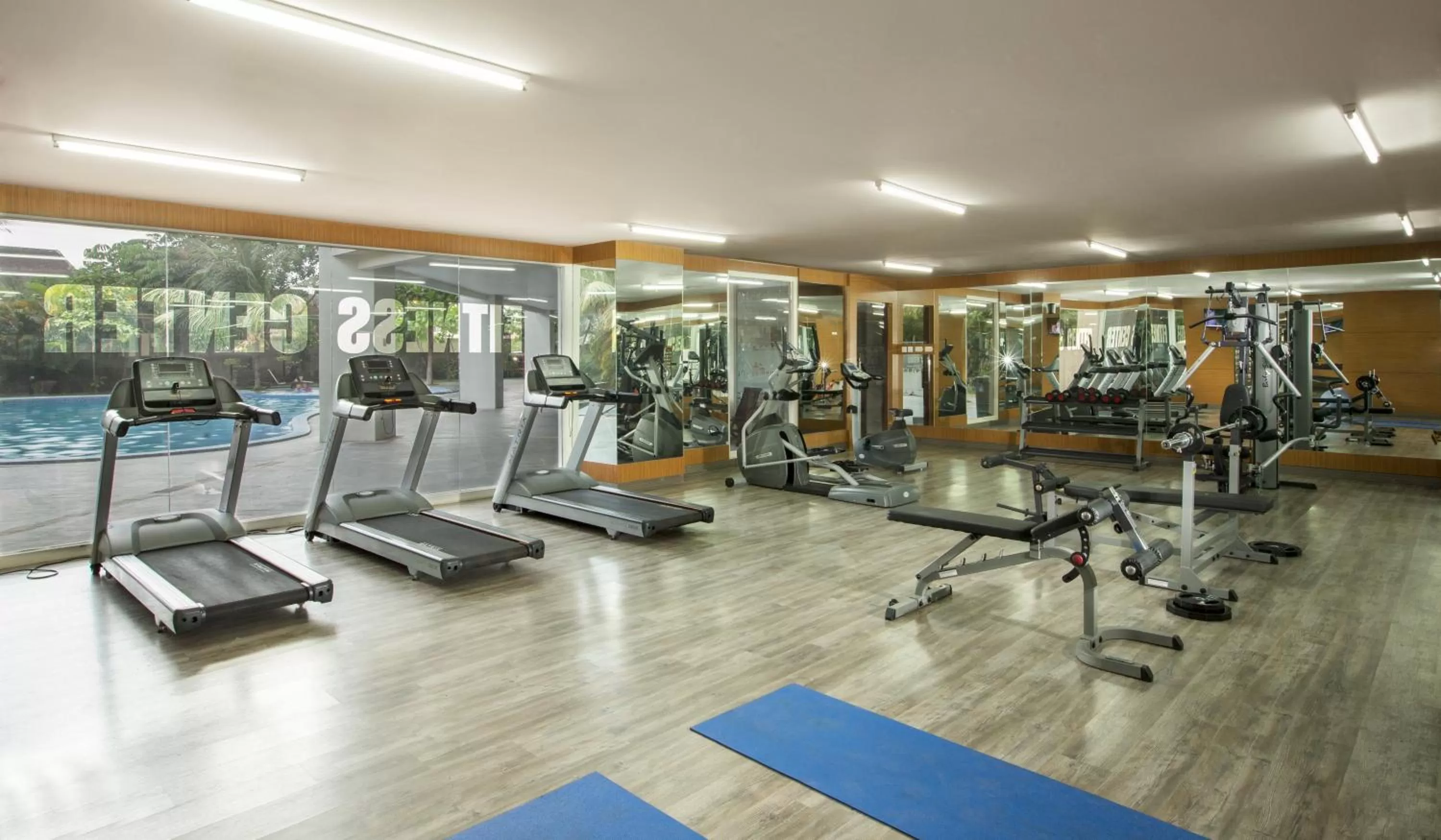 Fitness centre/facilities in Swiss-Belhotel Lampung