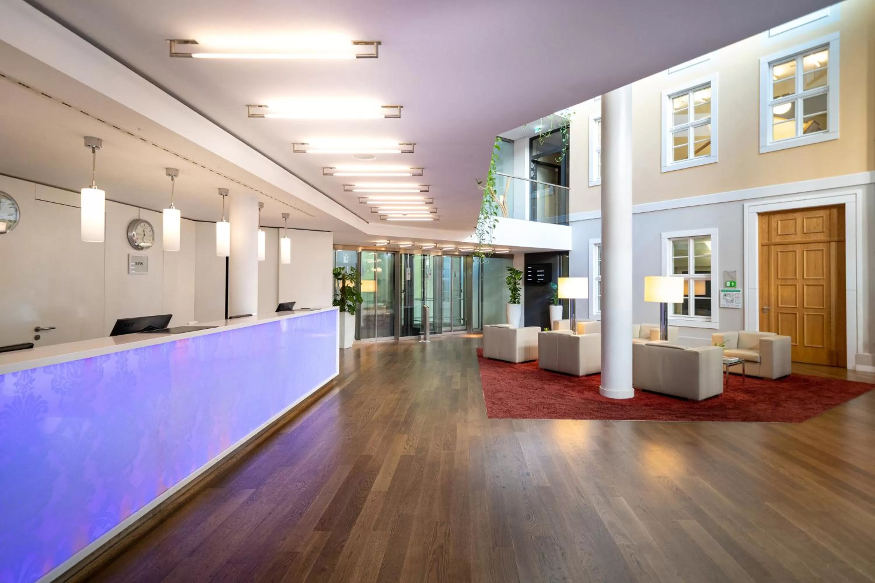 Living room in INNSiDE by Meliá Dresden