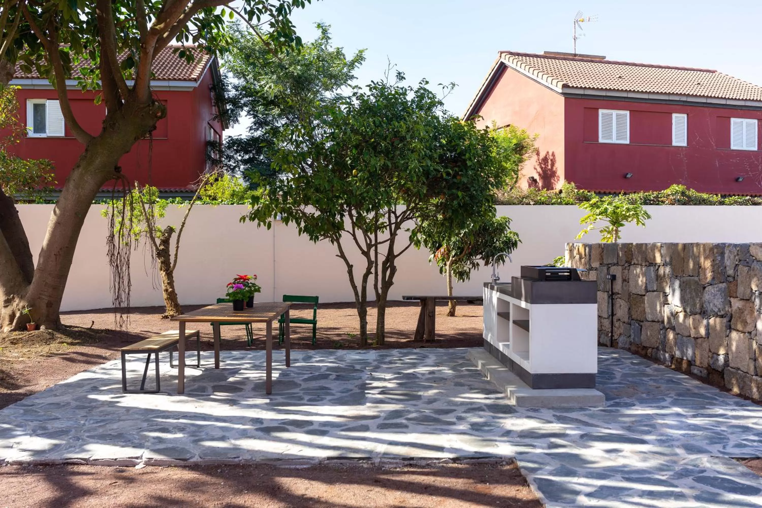 BBQ facilities, Property Building in Albor Suites