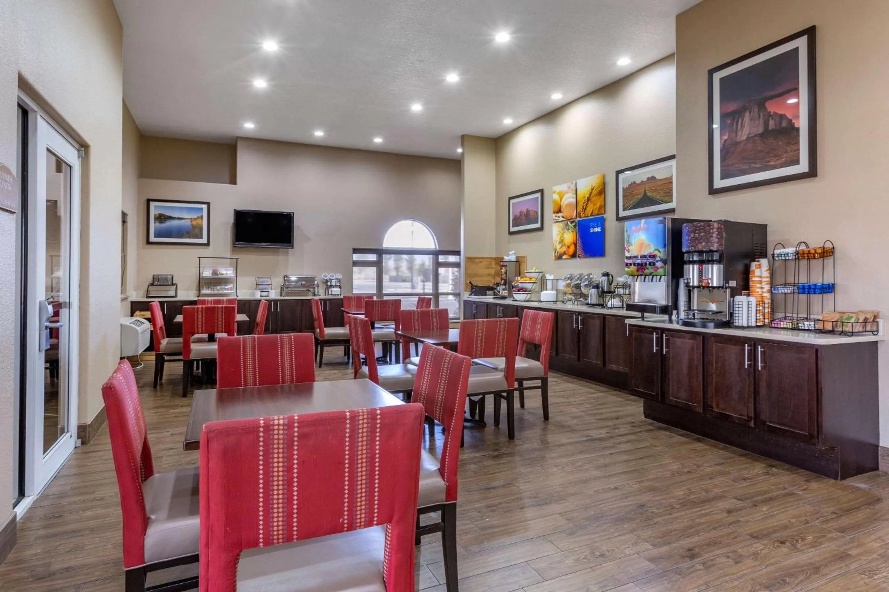 Restaurant/places to eat in Comfort Inn & Suites Deming