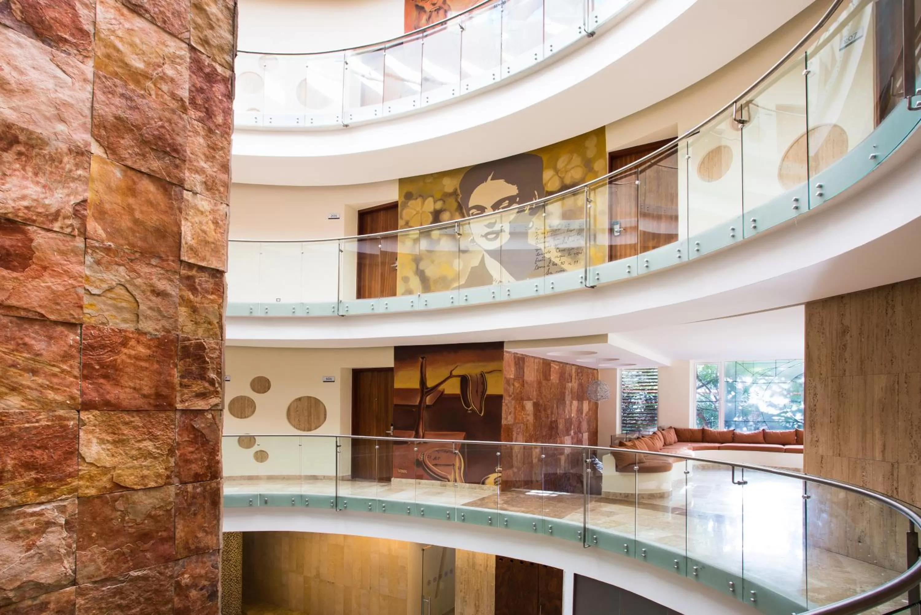 Lobby or reception in Senses Quinta Avenida Adults Only Hotel By Artisan